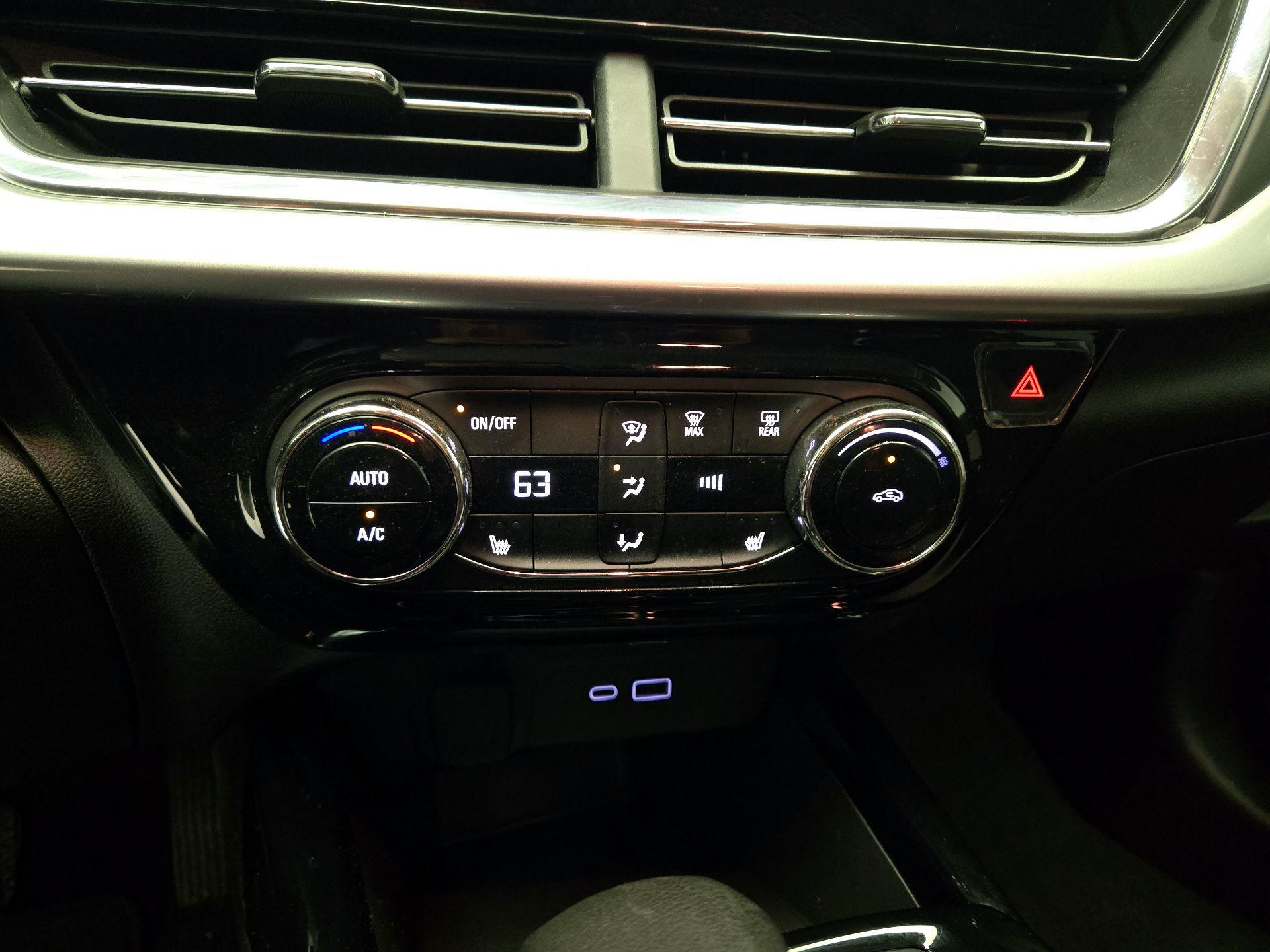 Thumbnail: 2025 Chevrolet Trax - 16