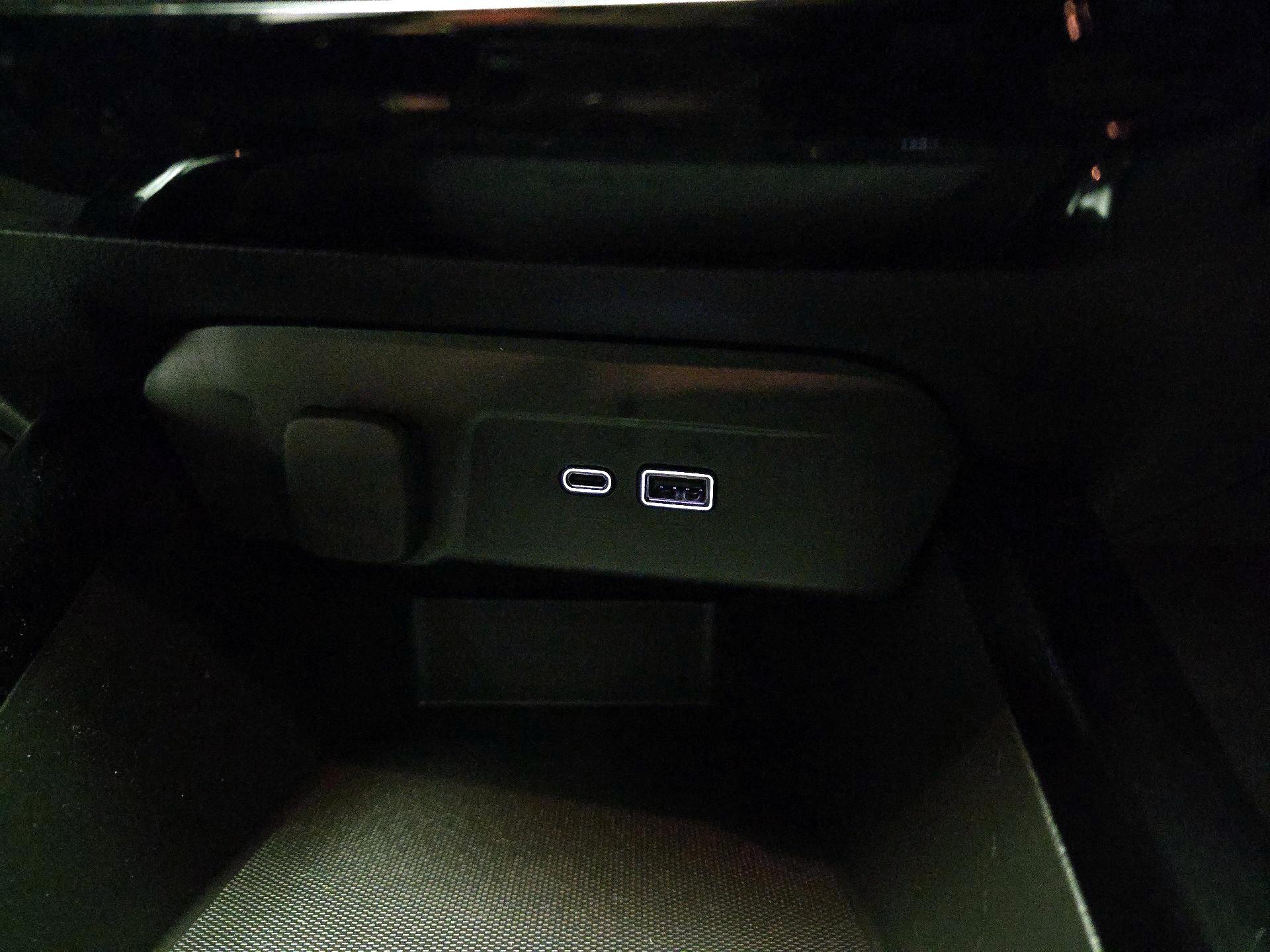 Thumbnail: 2025 Chevrolet Trax - 18