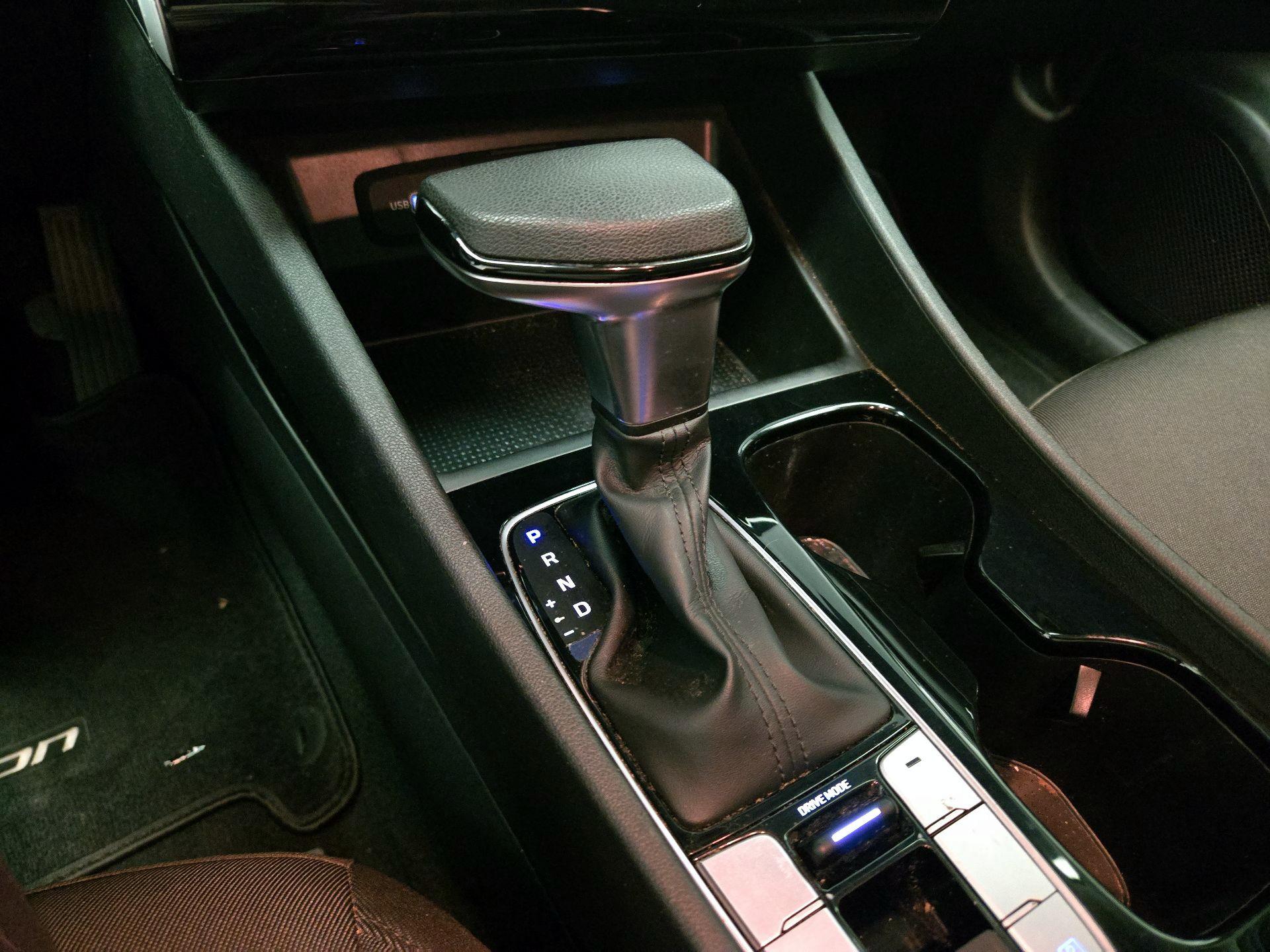 Thumbnail: 2022 Hyundai Tucson - 17