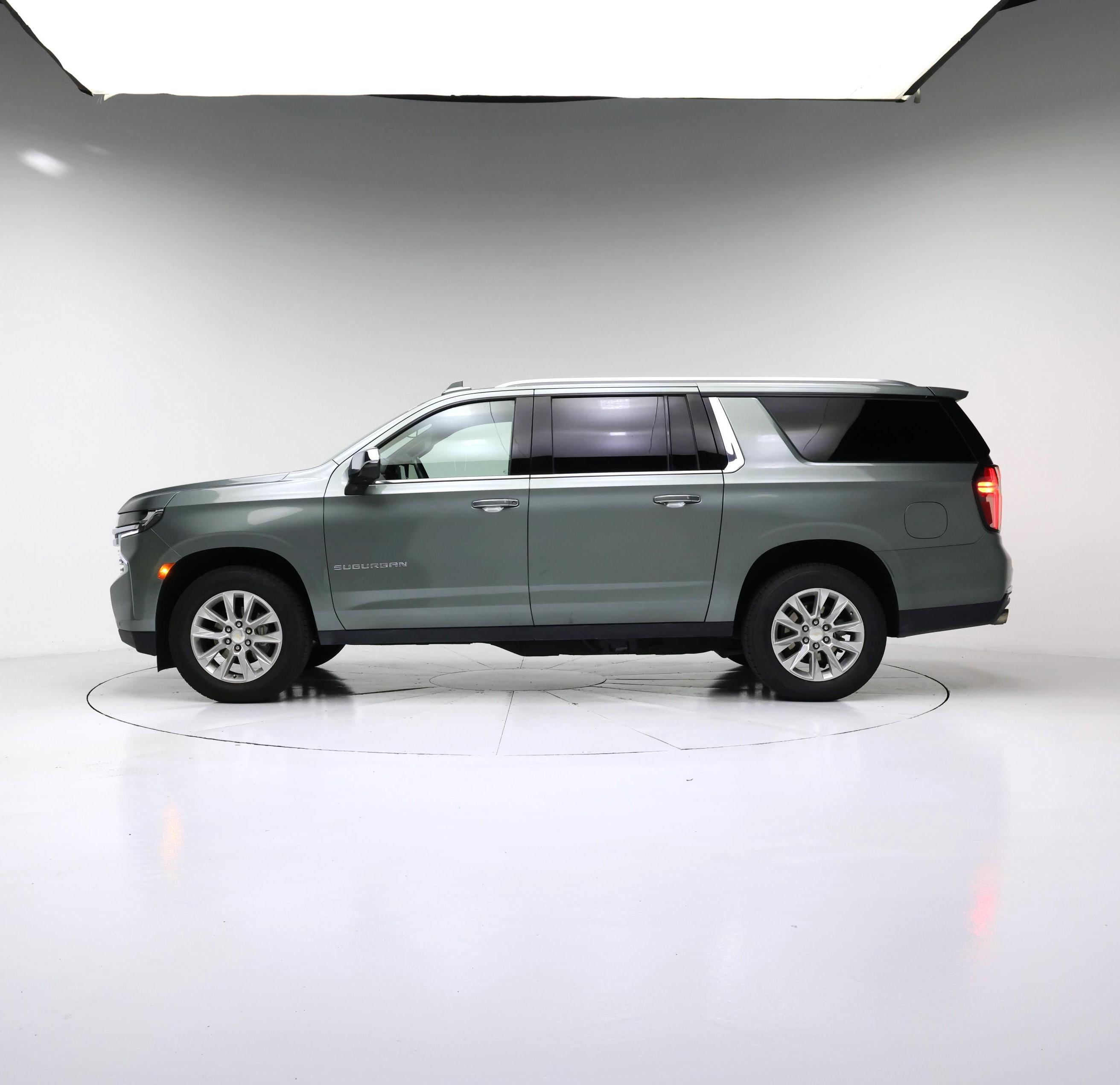 Thumbnail: 2023 Chevrolet Suburban - 3