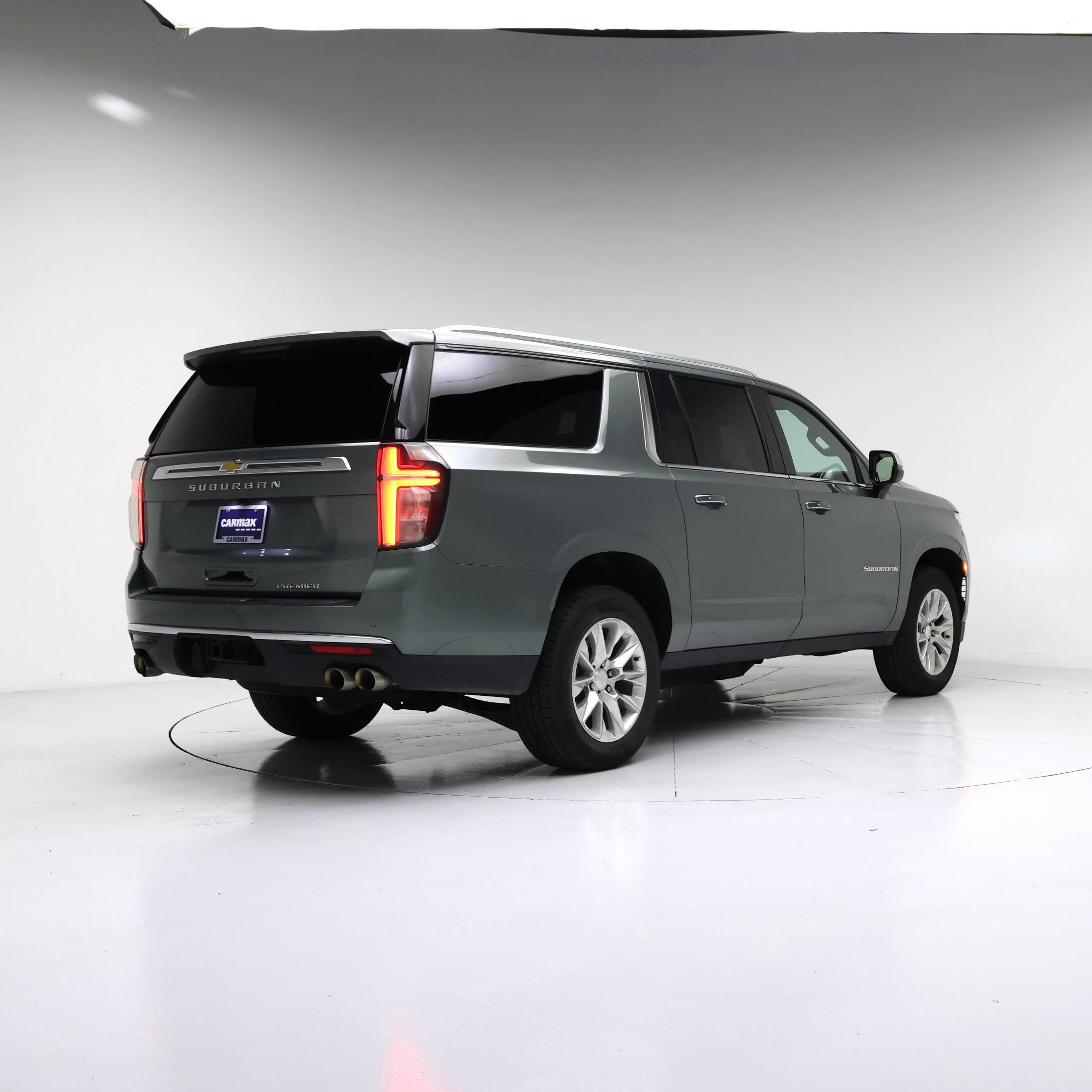 Thumbnail: 2023 Chevrolet Suburban - 8