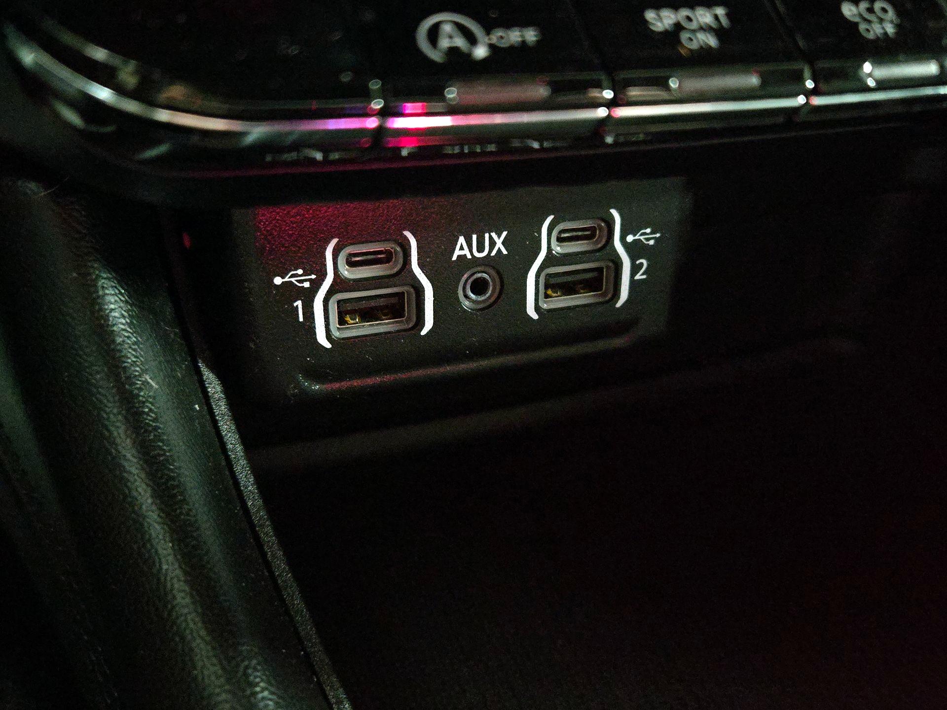 Thumbnail: 2022 Dodge Durango - 18