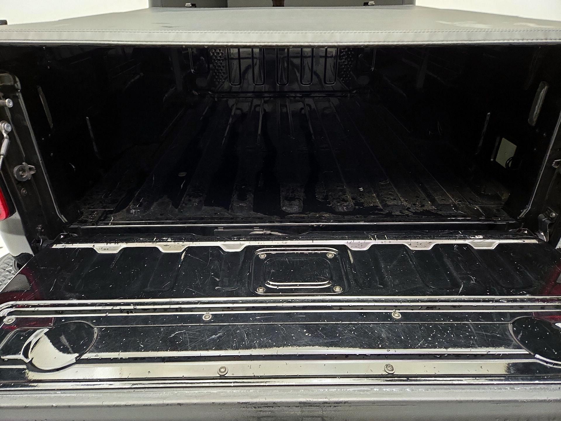 Thumbnail: 2020 Jeep Gladiator - 20