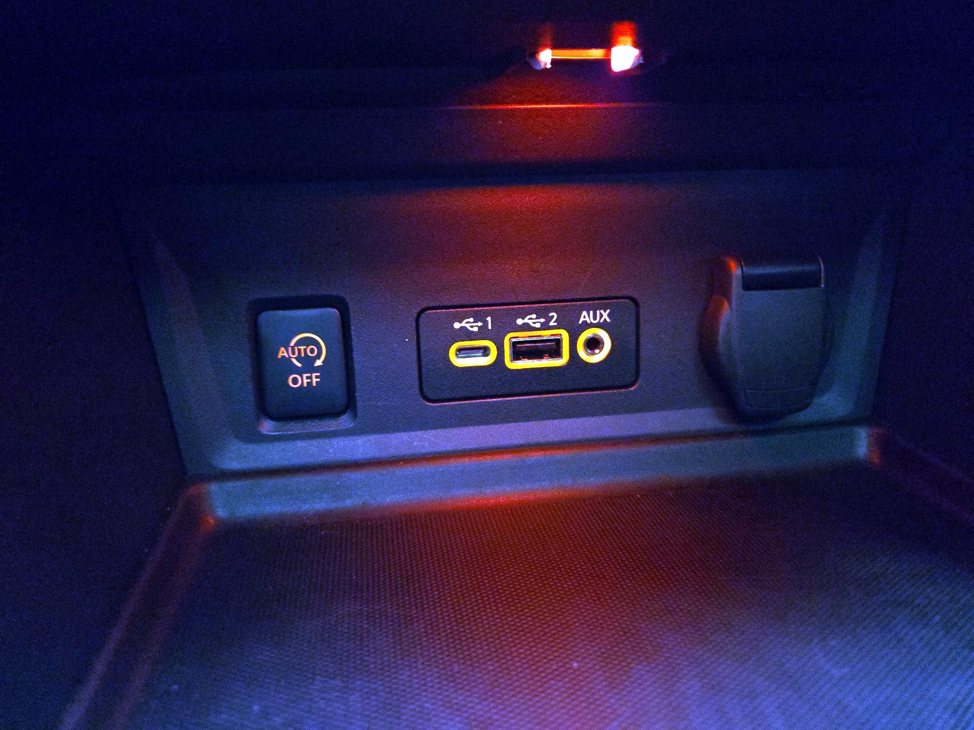 Thumbnail: 2024 Nissan Sentra - 18