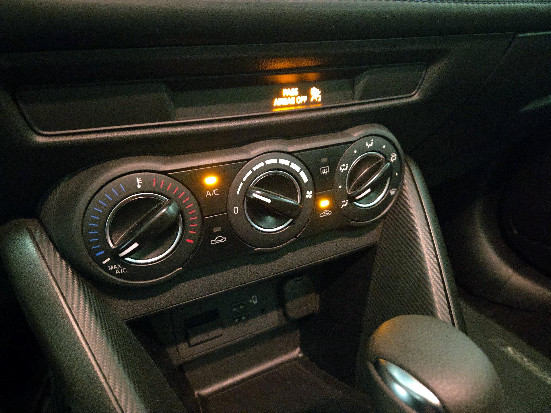 Thumbnail: 2020 Toyota Yaris - 16