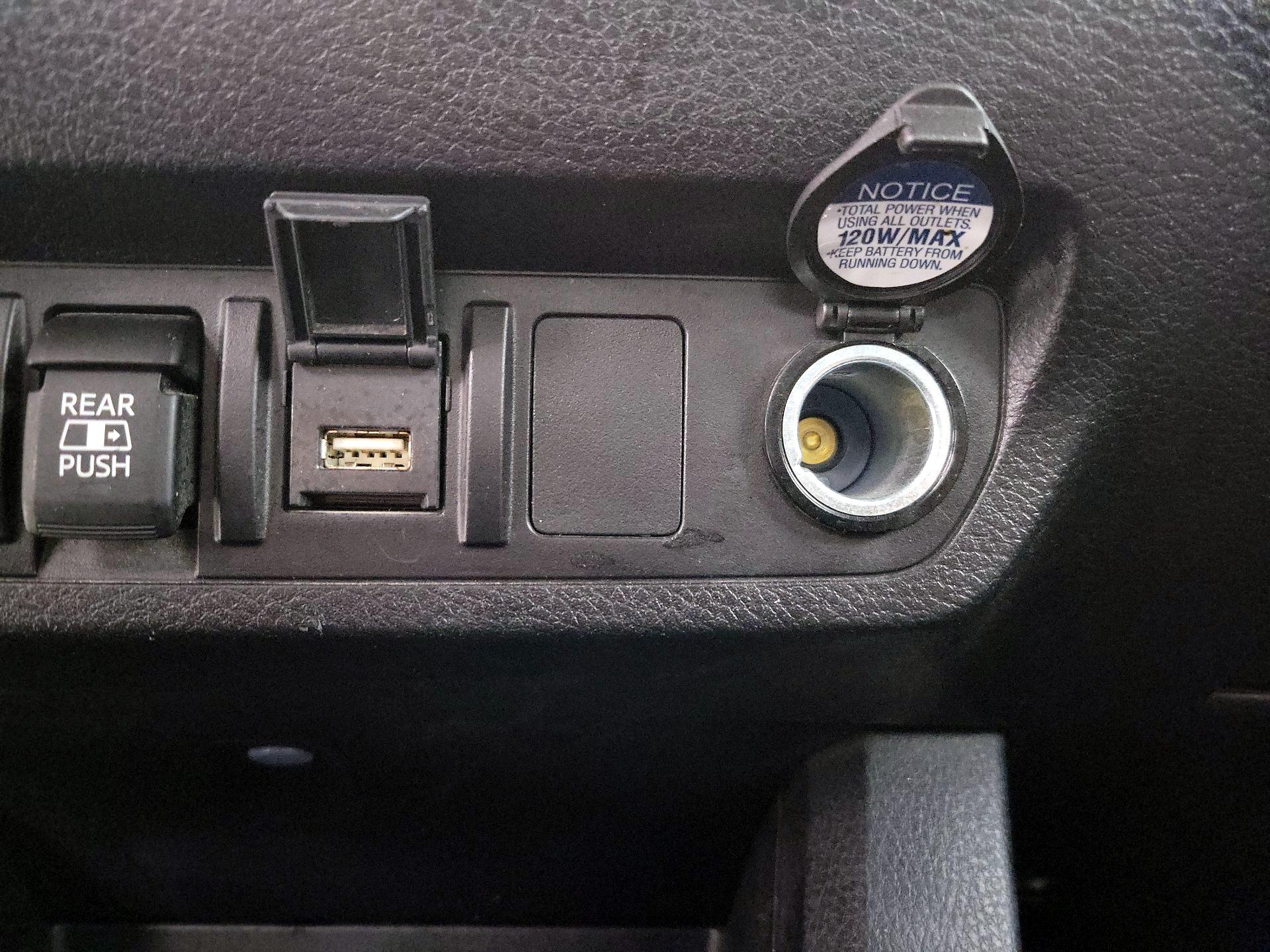 Thumbnail: 2023 Toyota Tacoma - 18