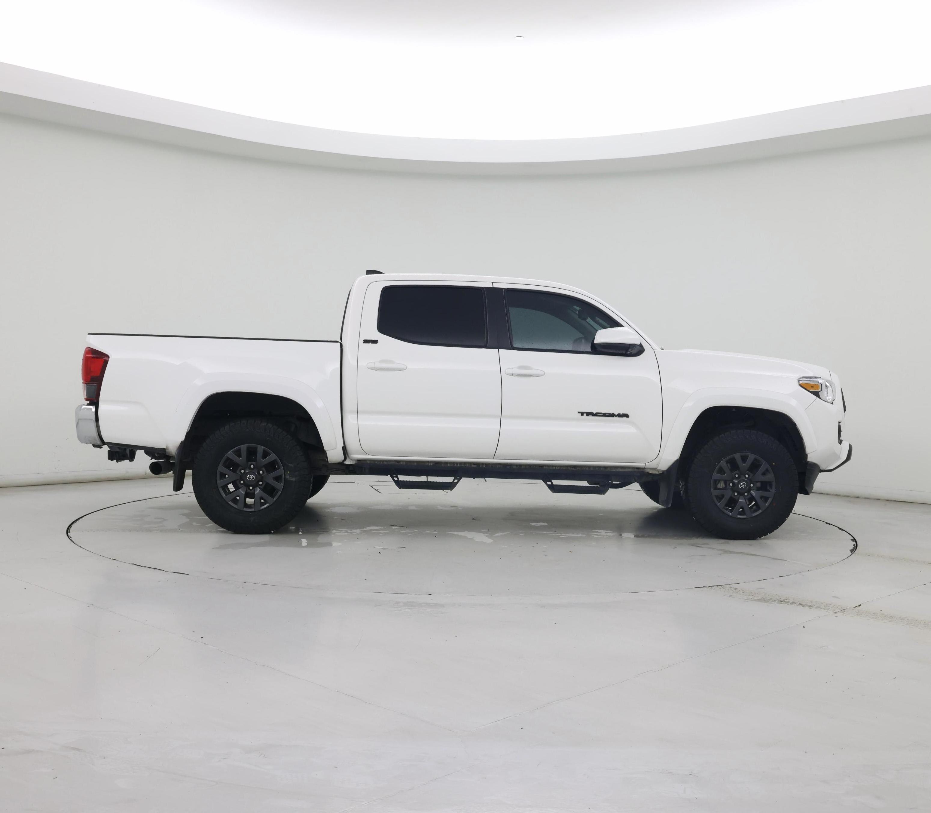 Thumbnail: 2023 Toyota Tacoma - 7