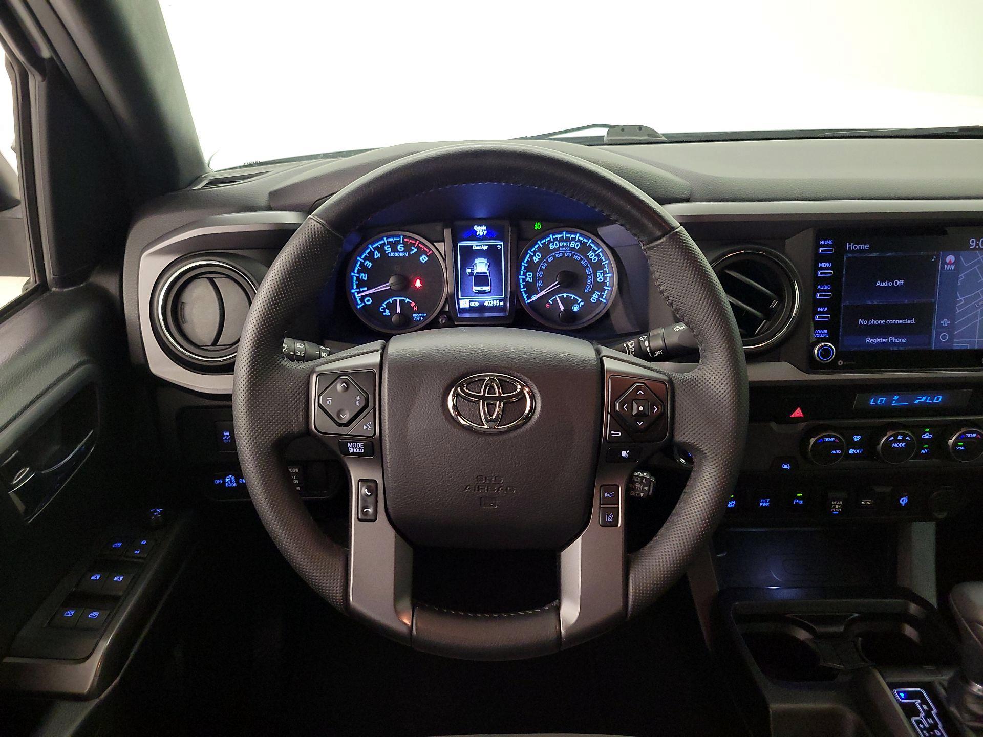 Thumbnail: 2021 Toyota Tacoma - 10