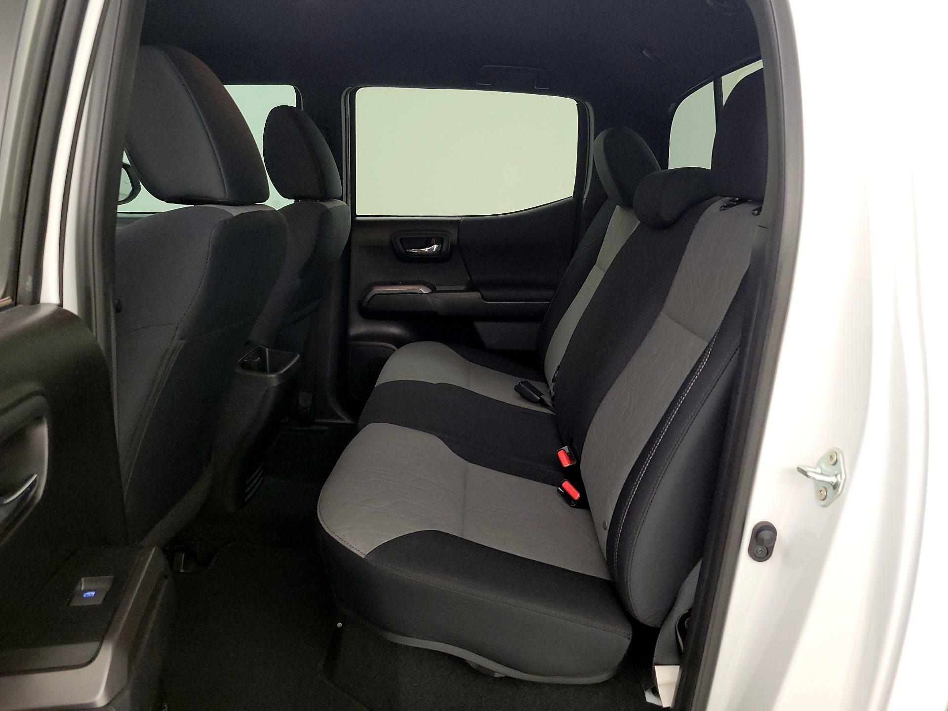 Thumbnail: 2021 Toyota Tacoma - 19