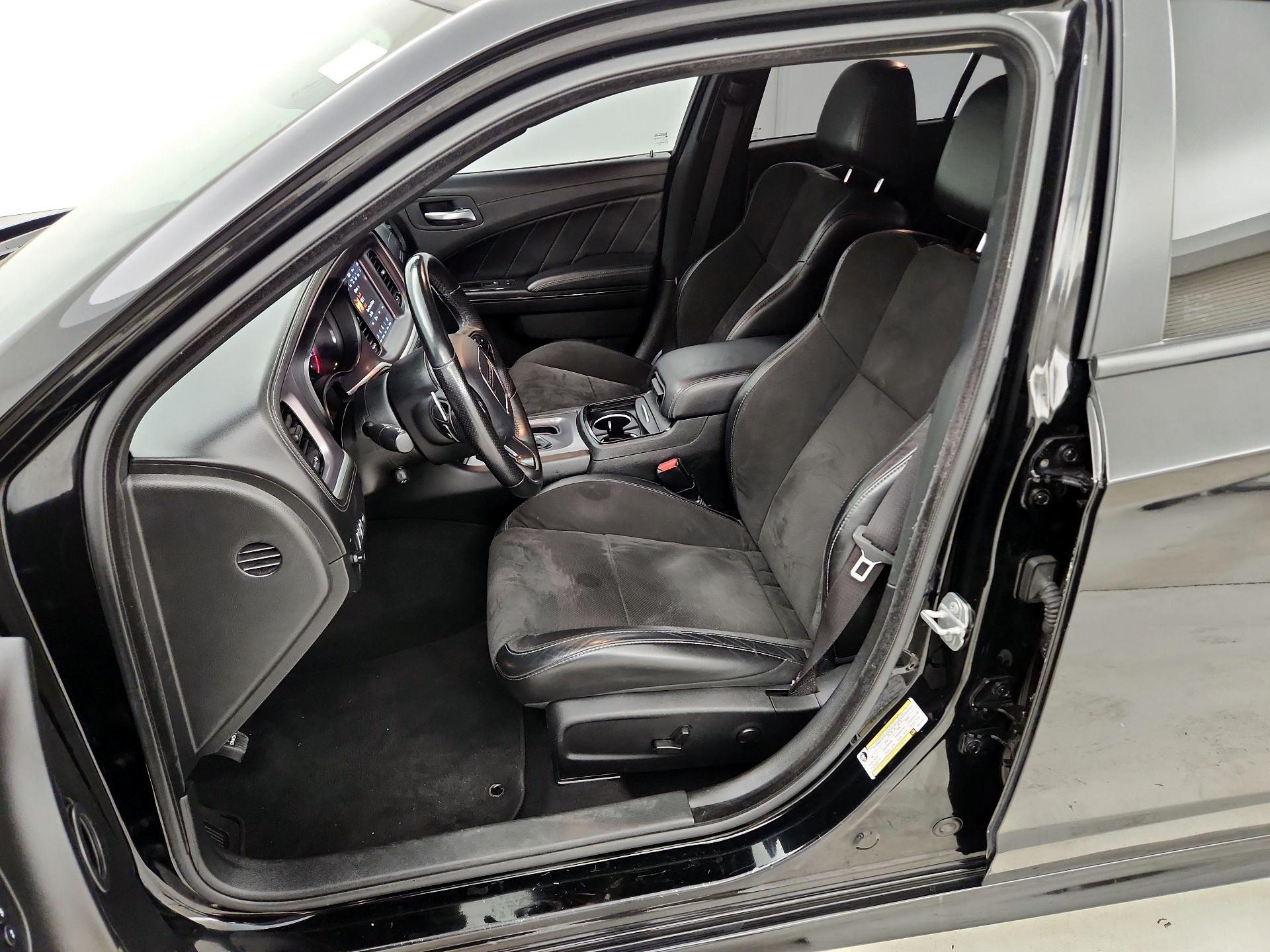 Thumbnail: 2022 Dodge Charger - 11