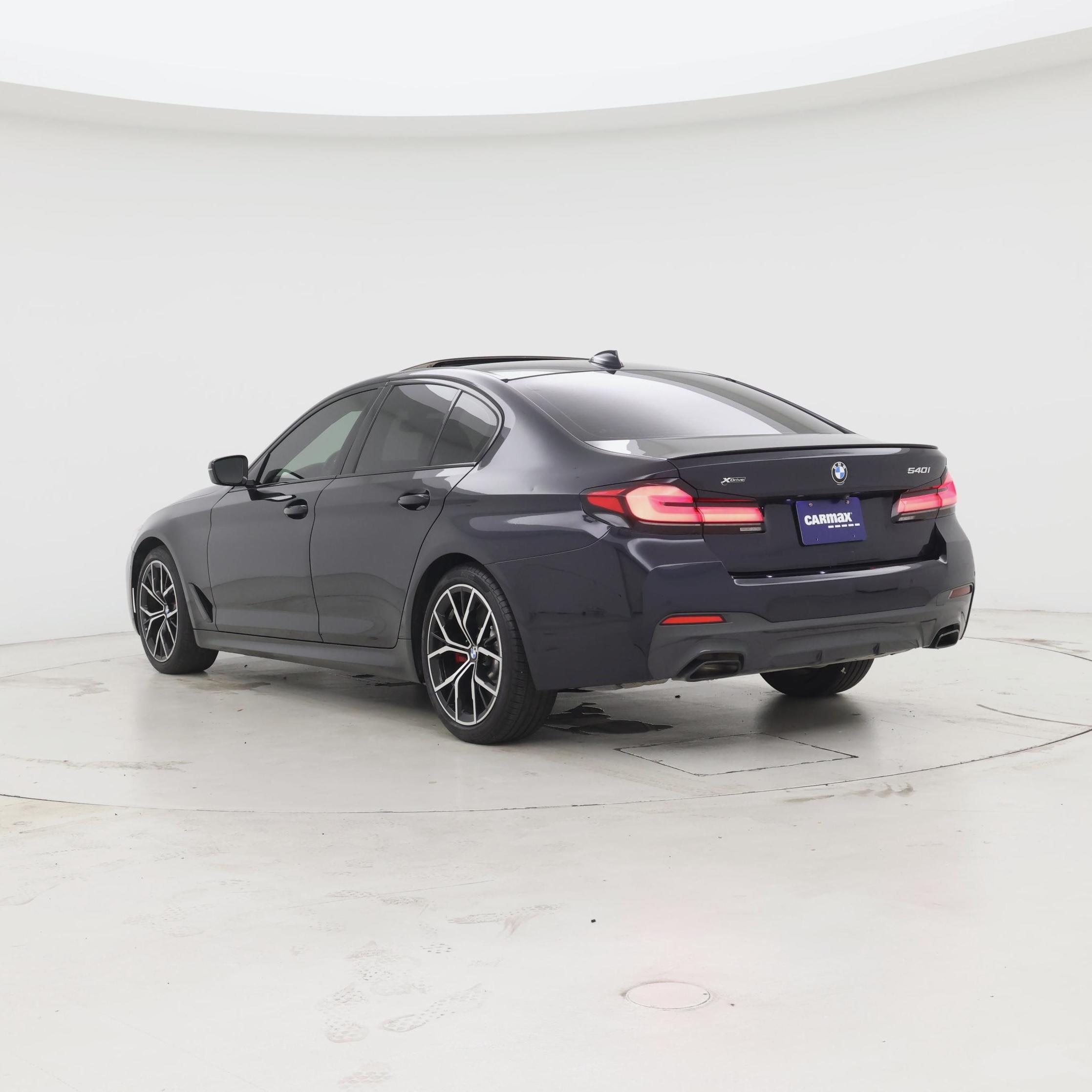 Thumbnail: 2023 BMW 5 Series - 2