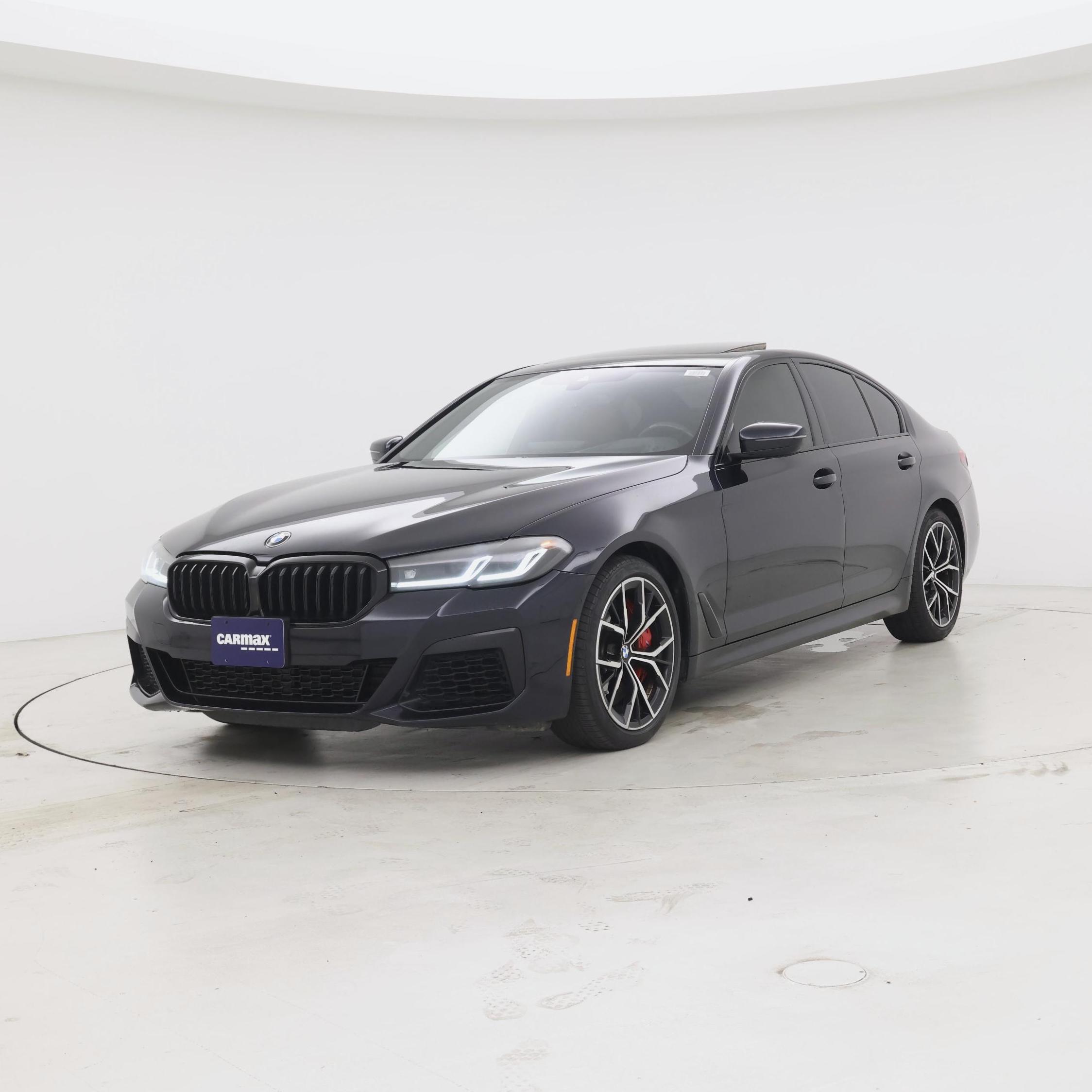Thumbnail: 2023 BMW 5 Series - 4