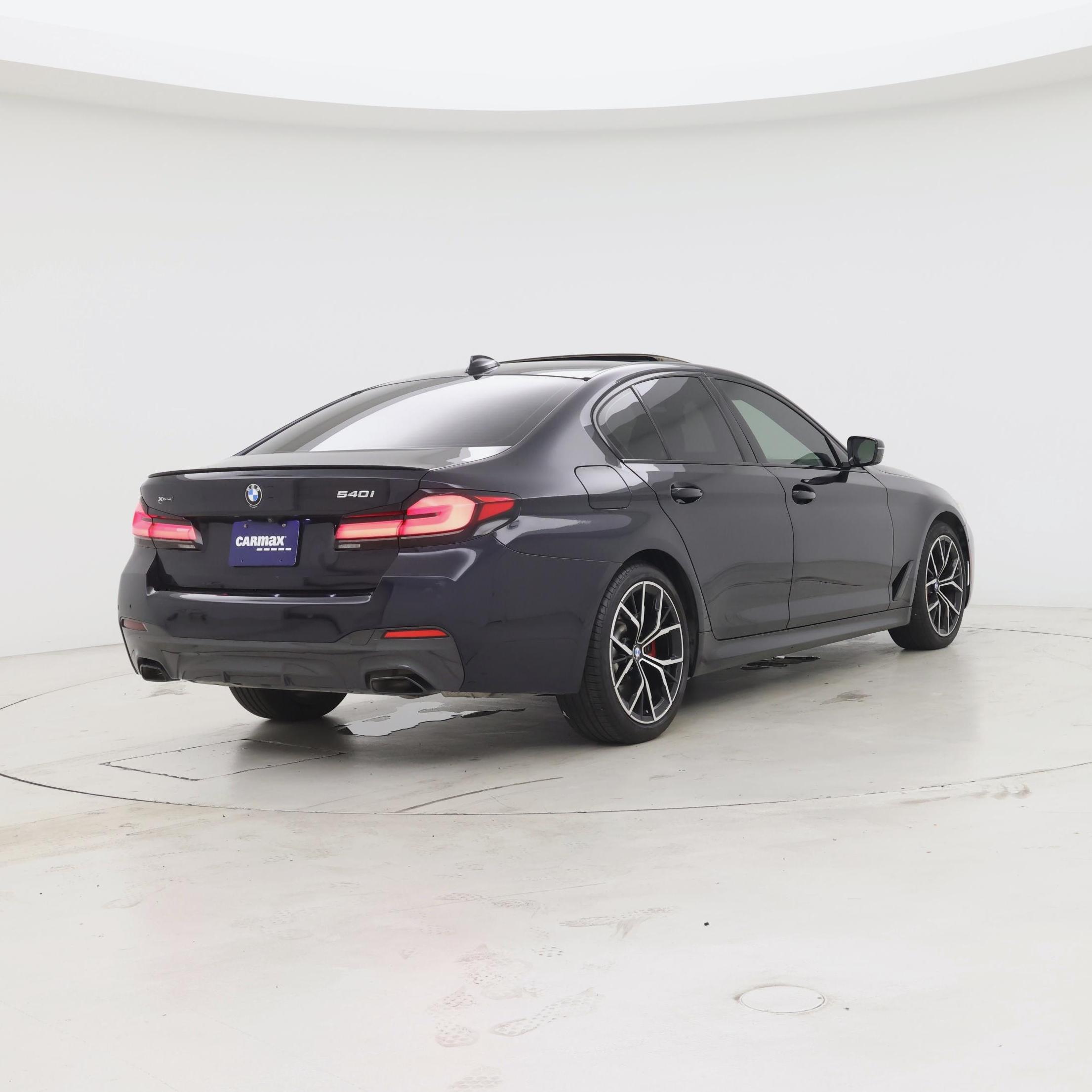 Thumbnail: 2023 BMW 5 Series - 8
