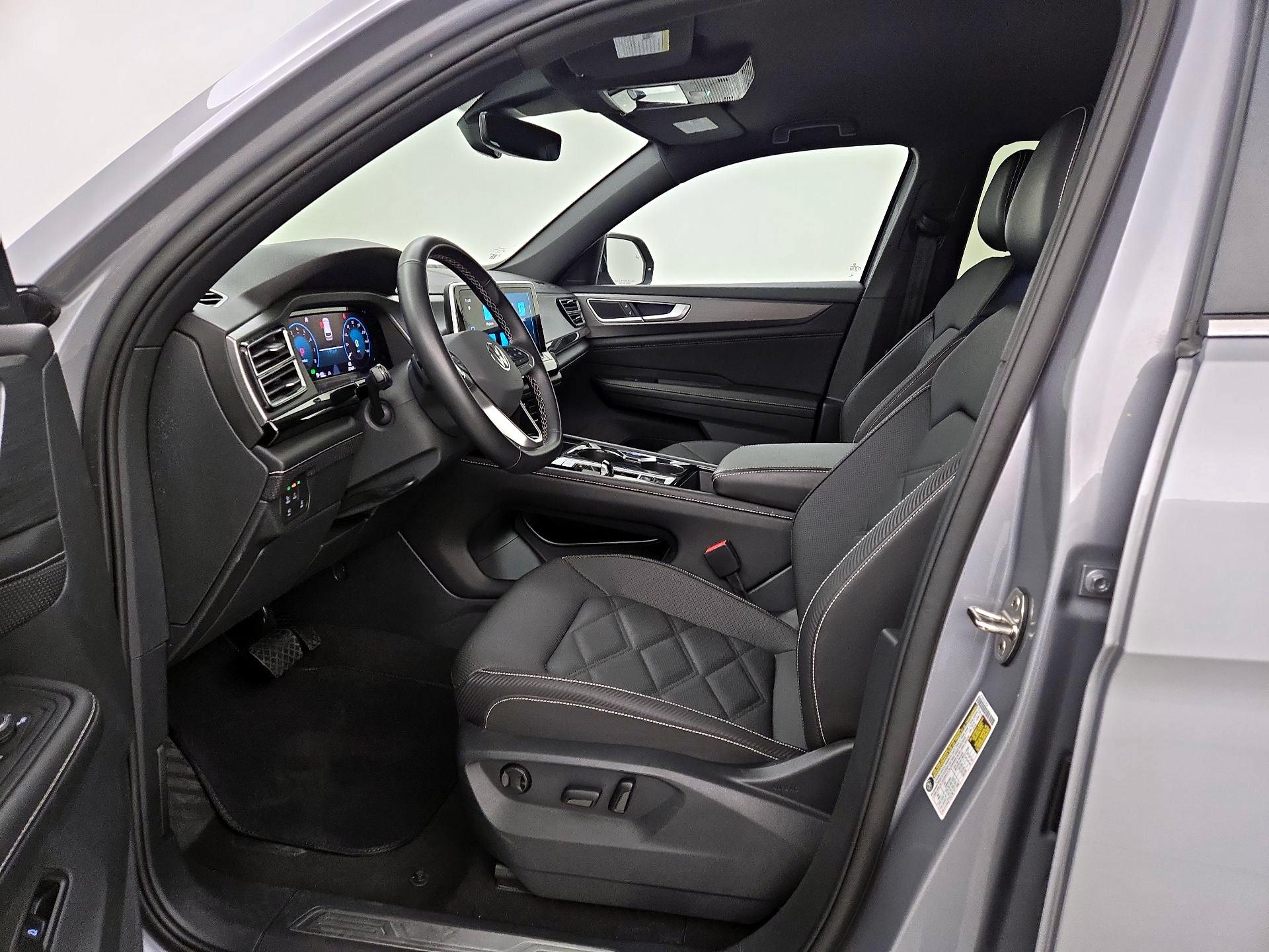 Thumbnail: 2025 Volkswagen Atlas - 11