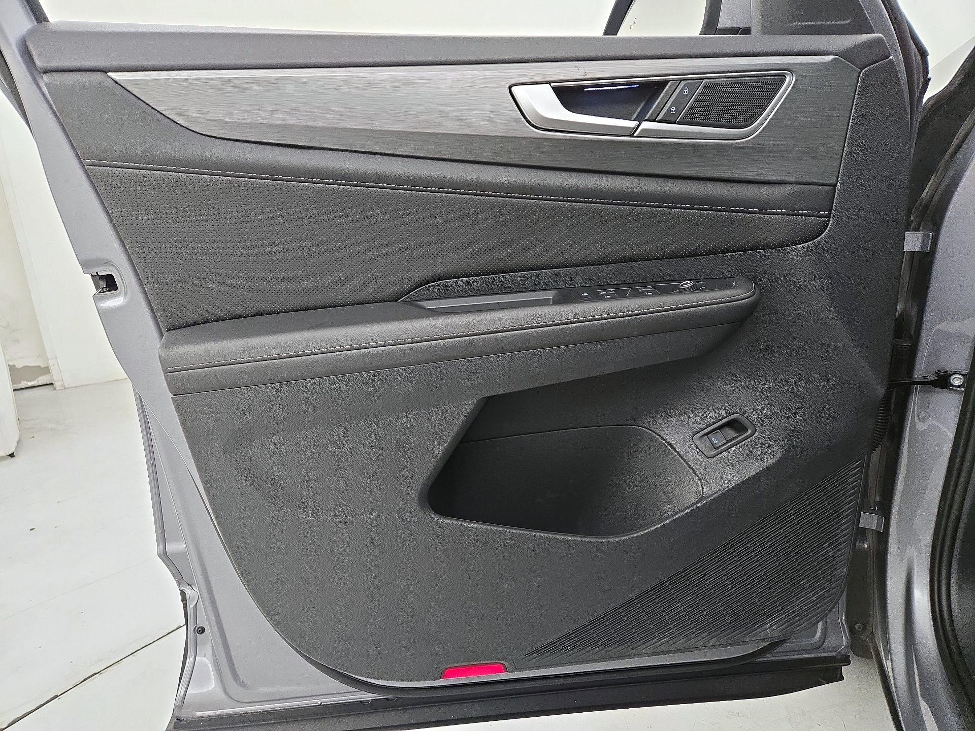 Thumbnail: 2025 Volkswagen Atlas - 12