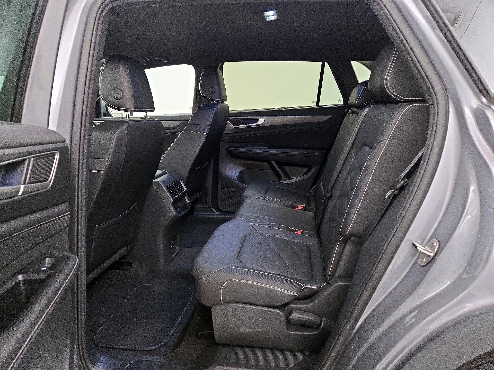 Thumbnail: 2025 Volkswagen Atlas - 19