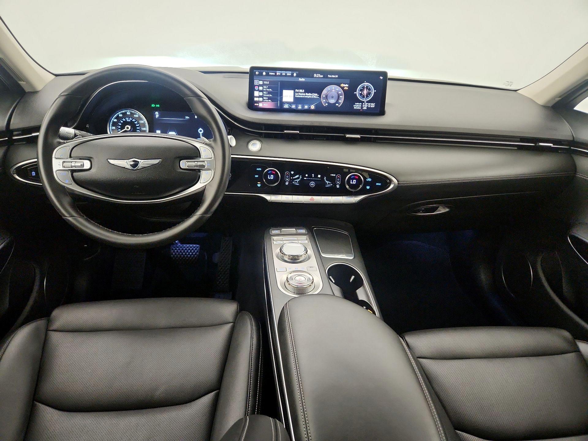 Thumbnail: 2025 Genesis GV70 - 9