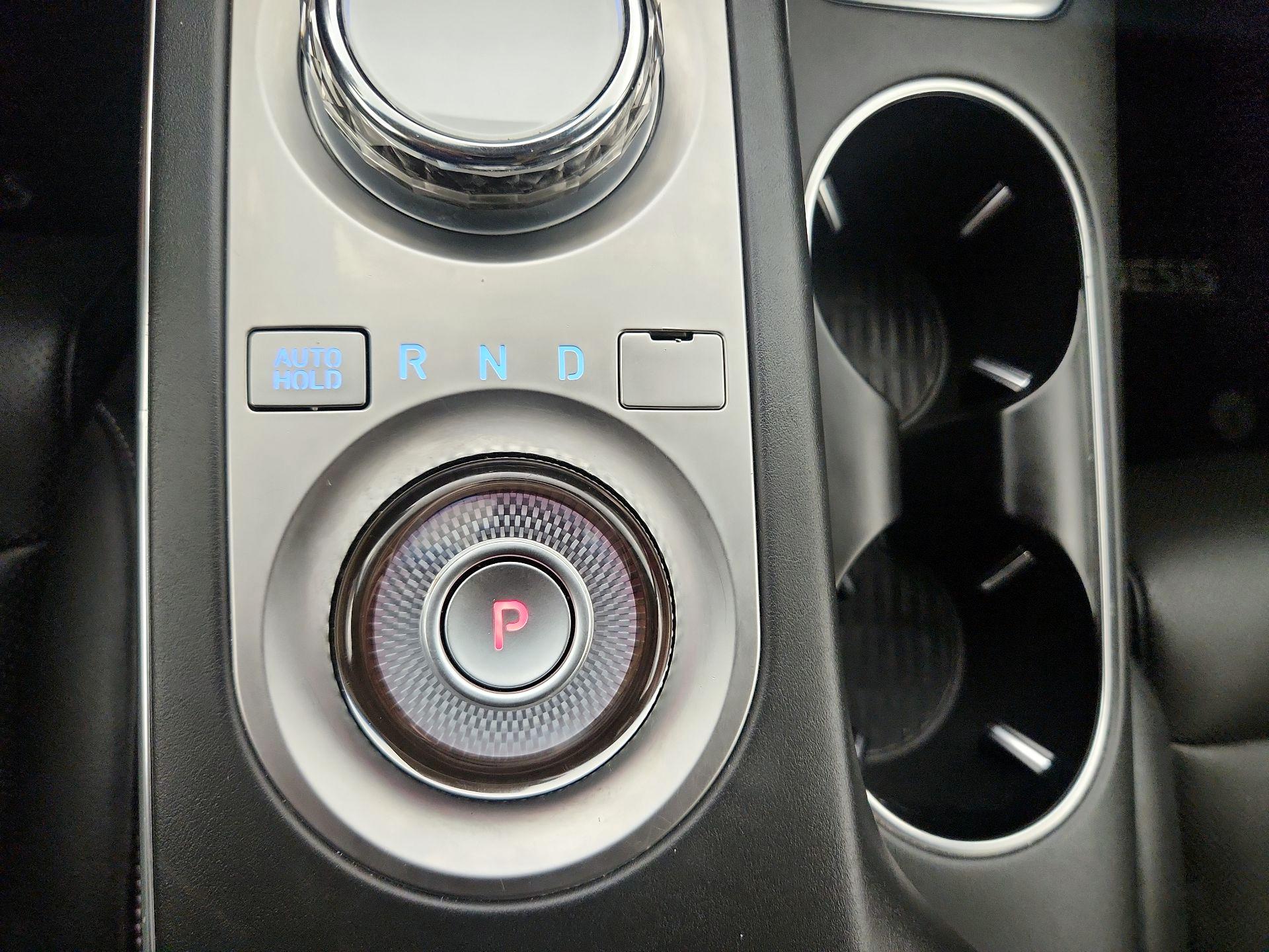 Thumbnail: 2025 Genesis GV70 - 18