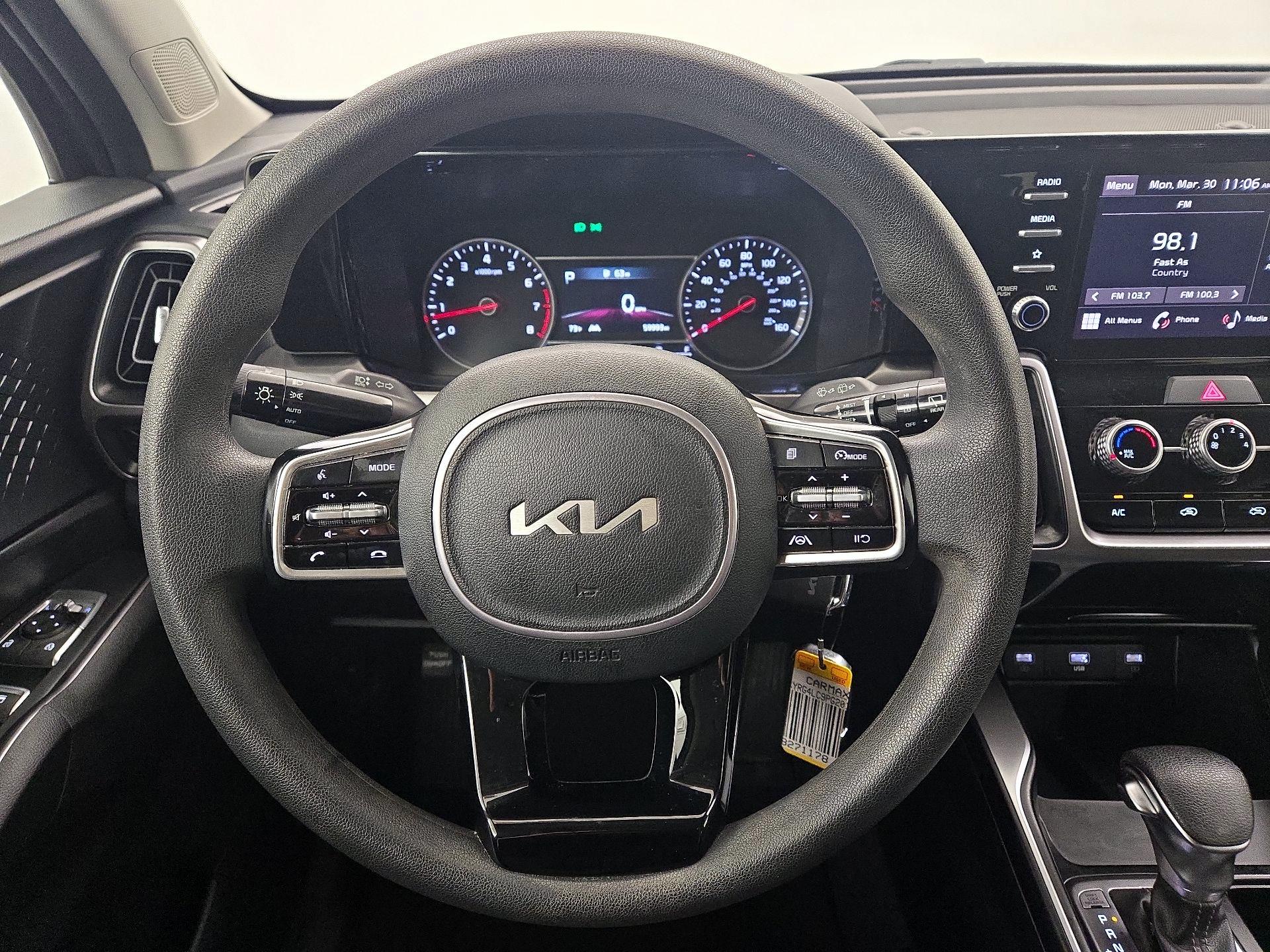 Thumbnail: 2023 Kia Sorento - 10