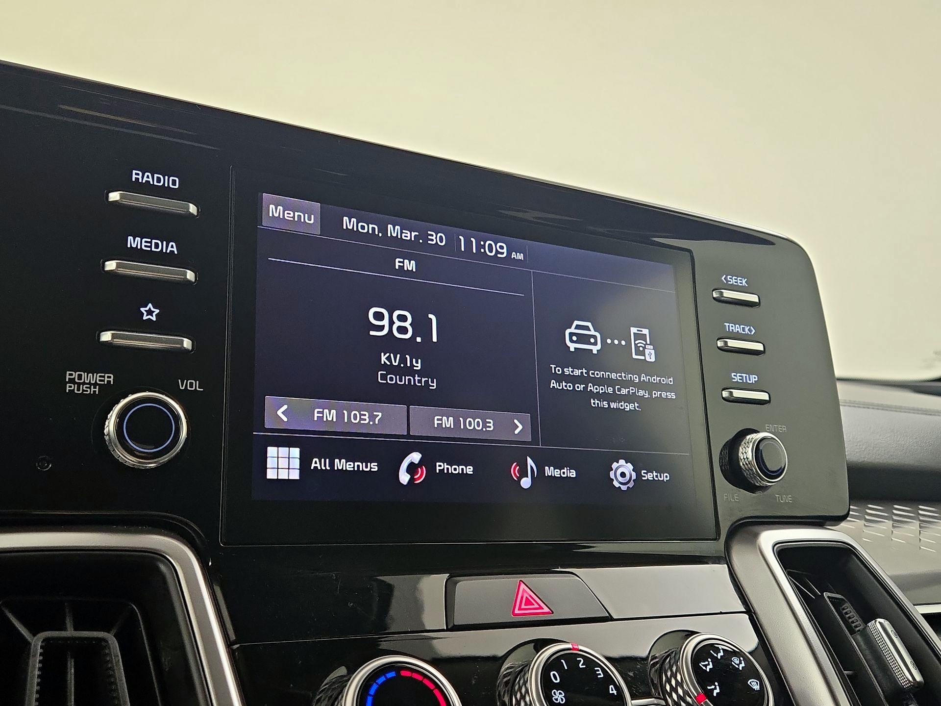 Thumbnail: 2023 Kia Sorento - 15