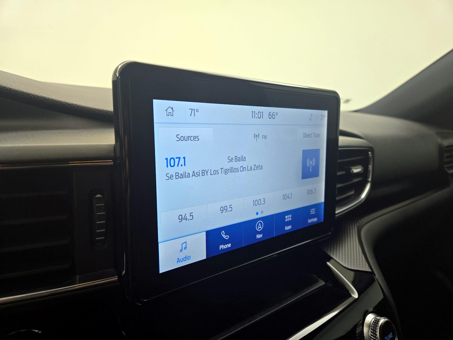 Thumbnail: 2023 Ford Explorer - 16