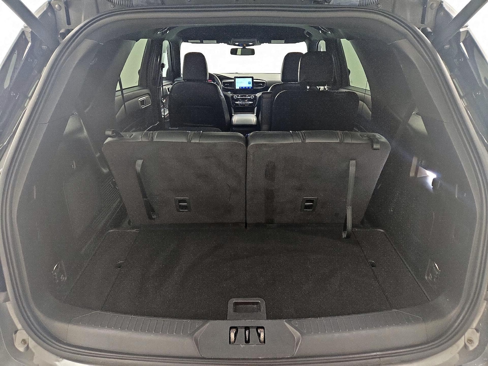 2023 Ford Explorer ST-LINE - Photo 23