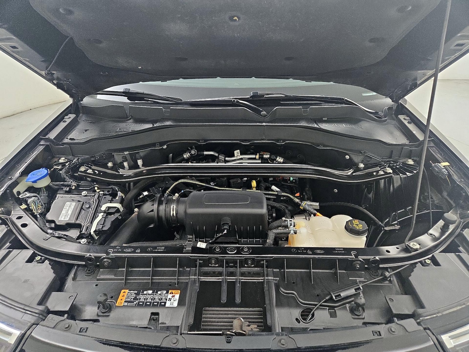 2023 Ford Explorer ST-LINE - Photo 25