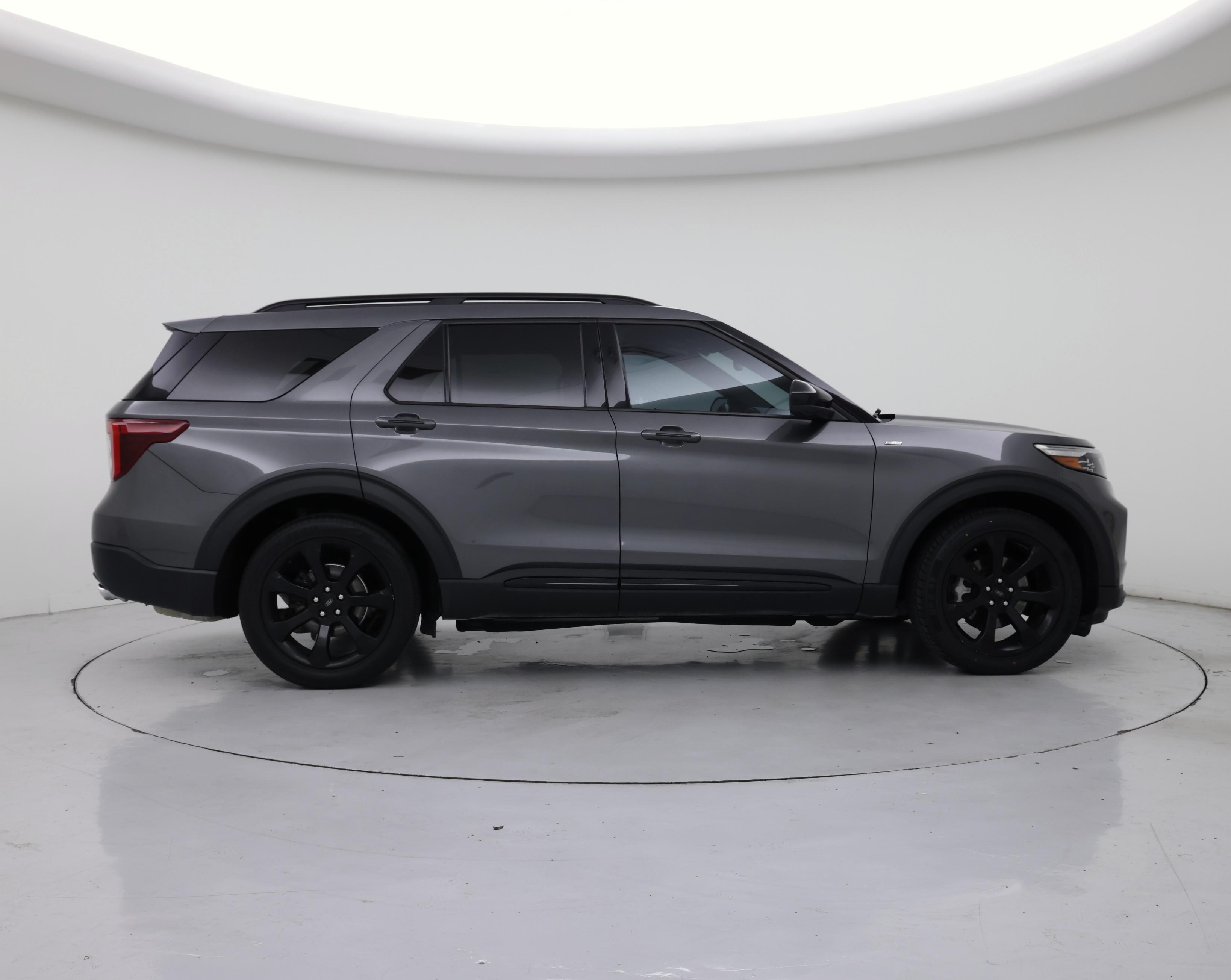 Thumbnail: 2023 Ford Explorer - 7