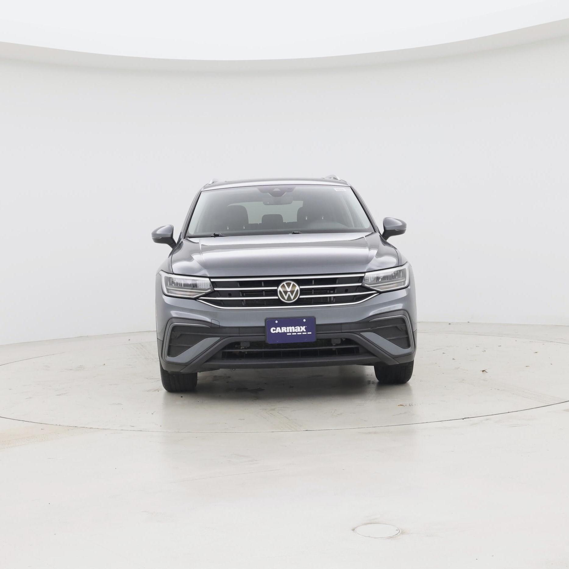 Thumbnail: 2022 Volkswagen Tiguan - 5
