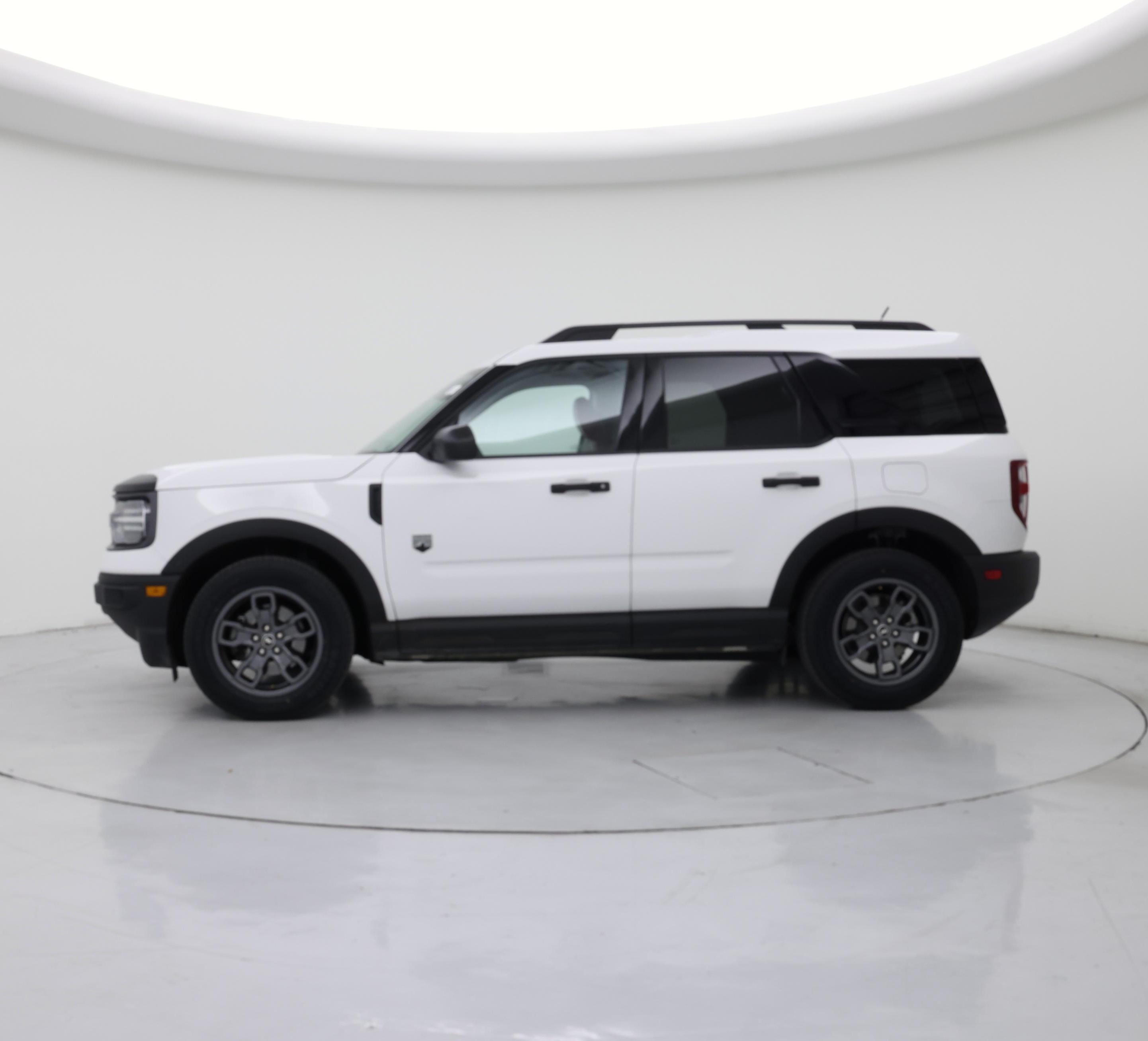Thumbnail: 2022 Ford Bronco Sport - 3