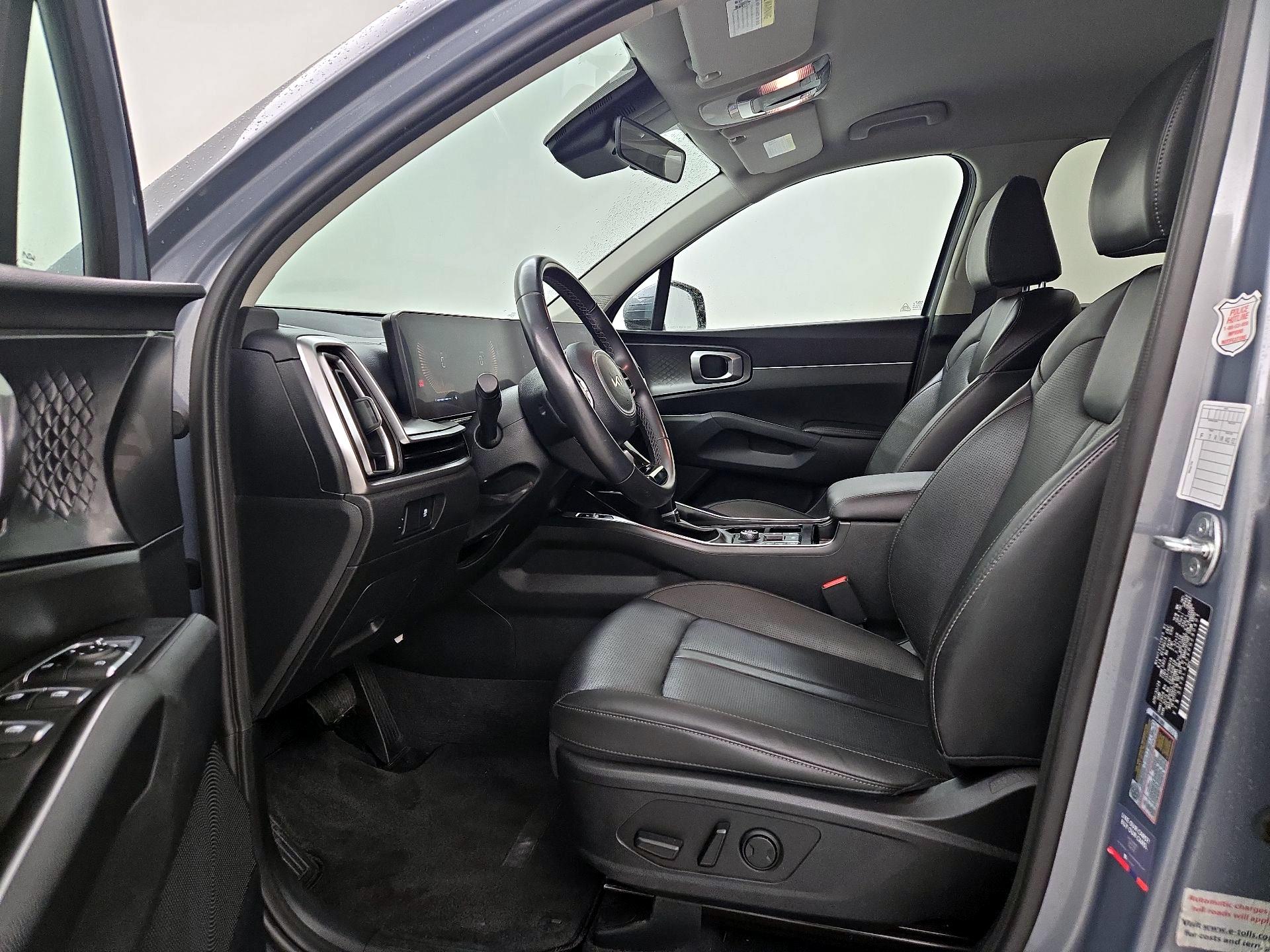 Thumbnail: 2024 Kia Sorento - 11