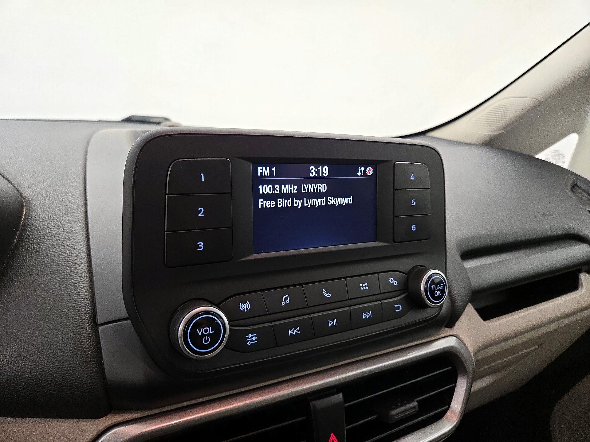 Thumbnail: 2020 Ford EcoSport - 15