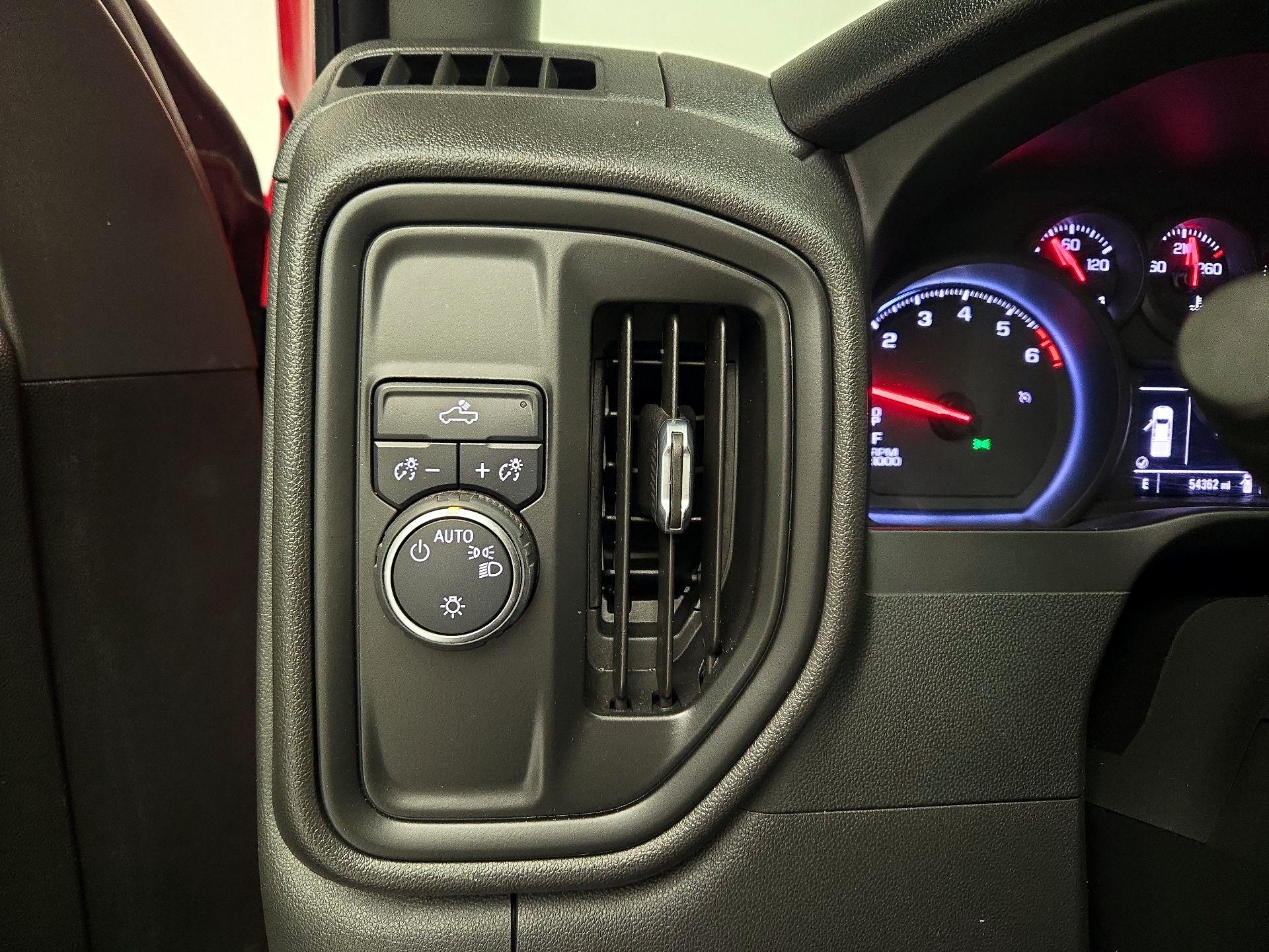 Thumbnail: 2022 Chevrolet Silverado 1500 - 13