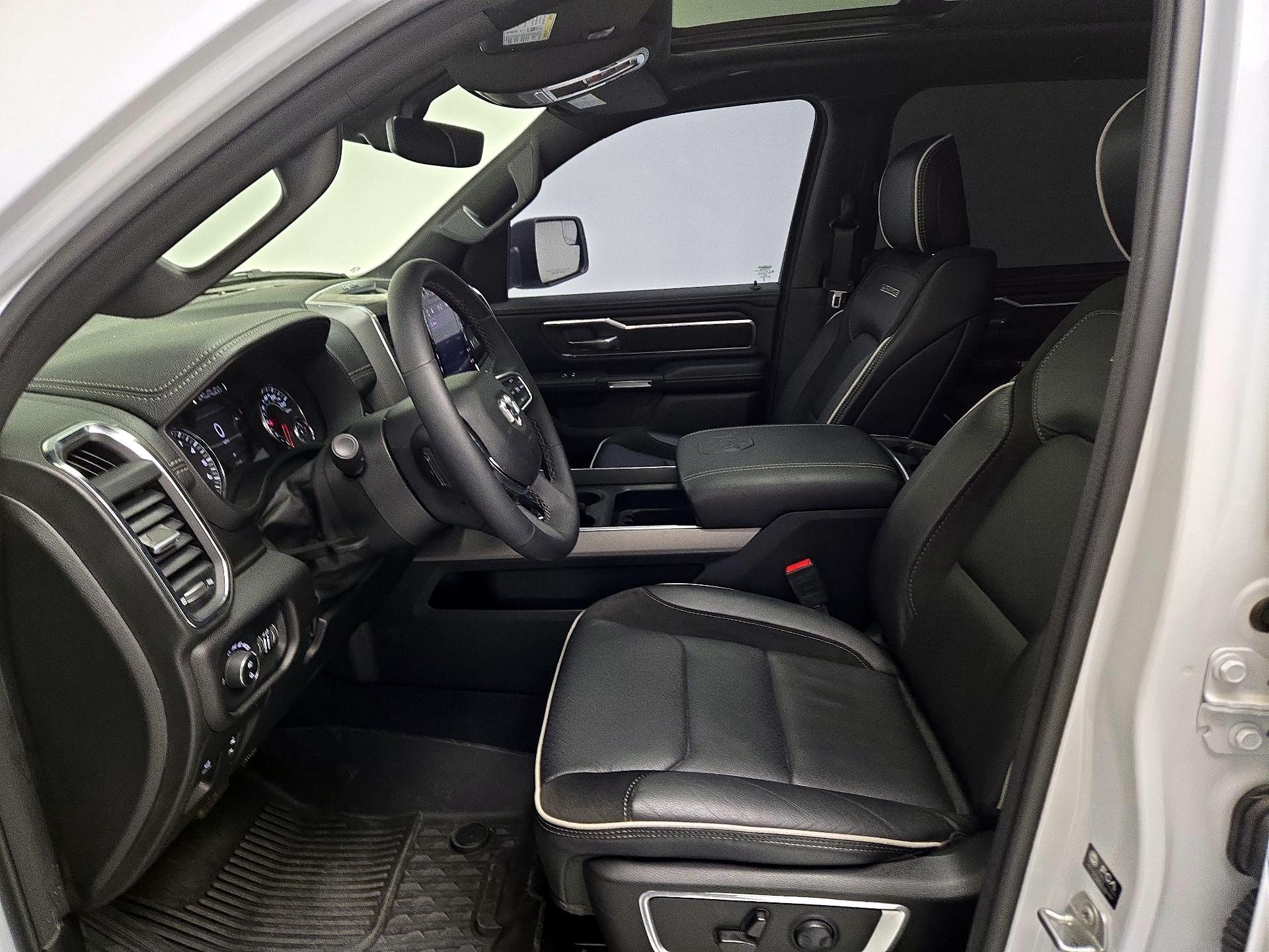 Thumbnail: 2025 RAM 1500 - 11