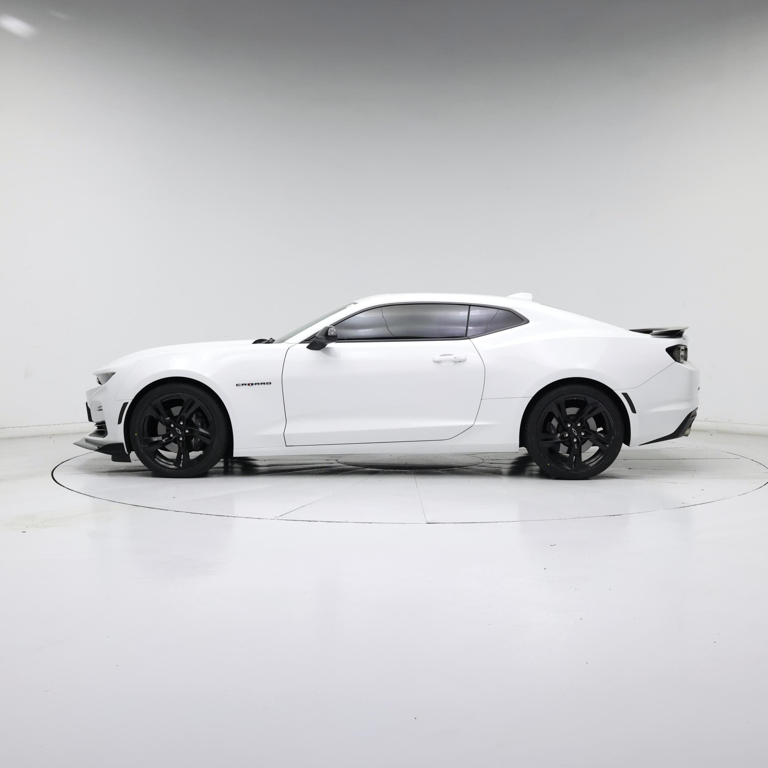 Thumbnail: 2022 Chevrolet Camaro - 3