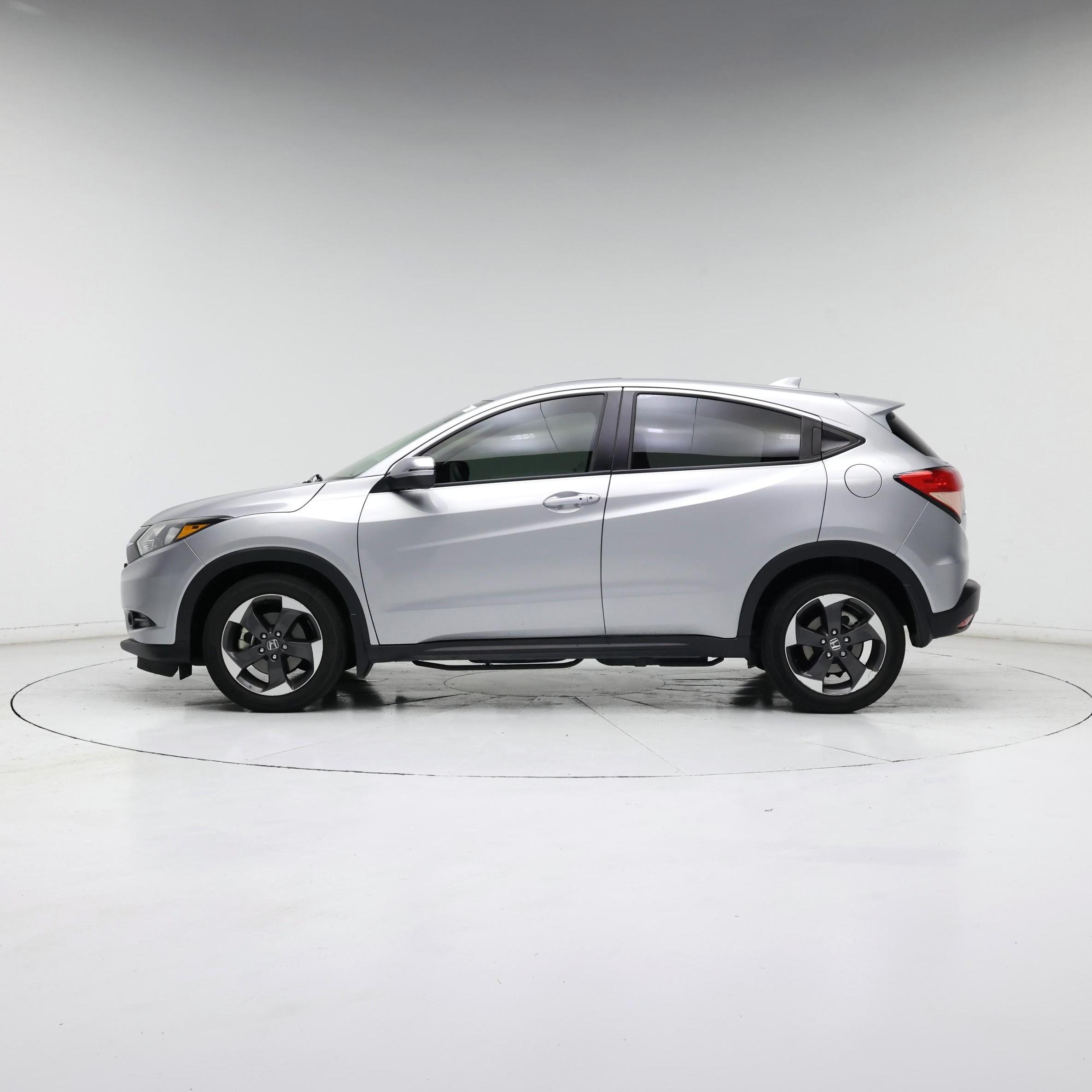 Thumbnail: 2018 Honda HR-V - 3