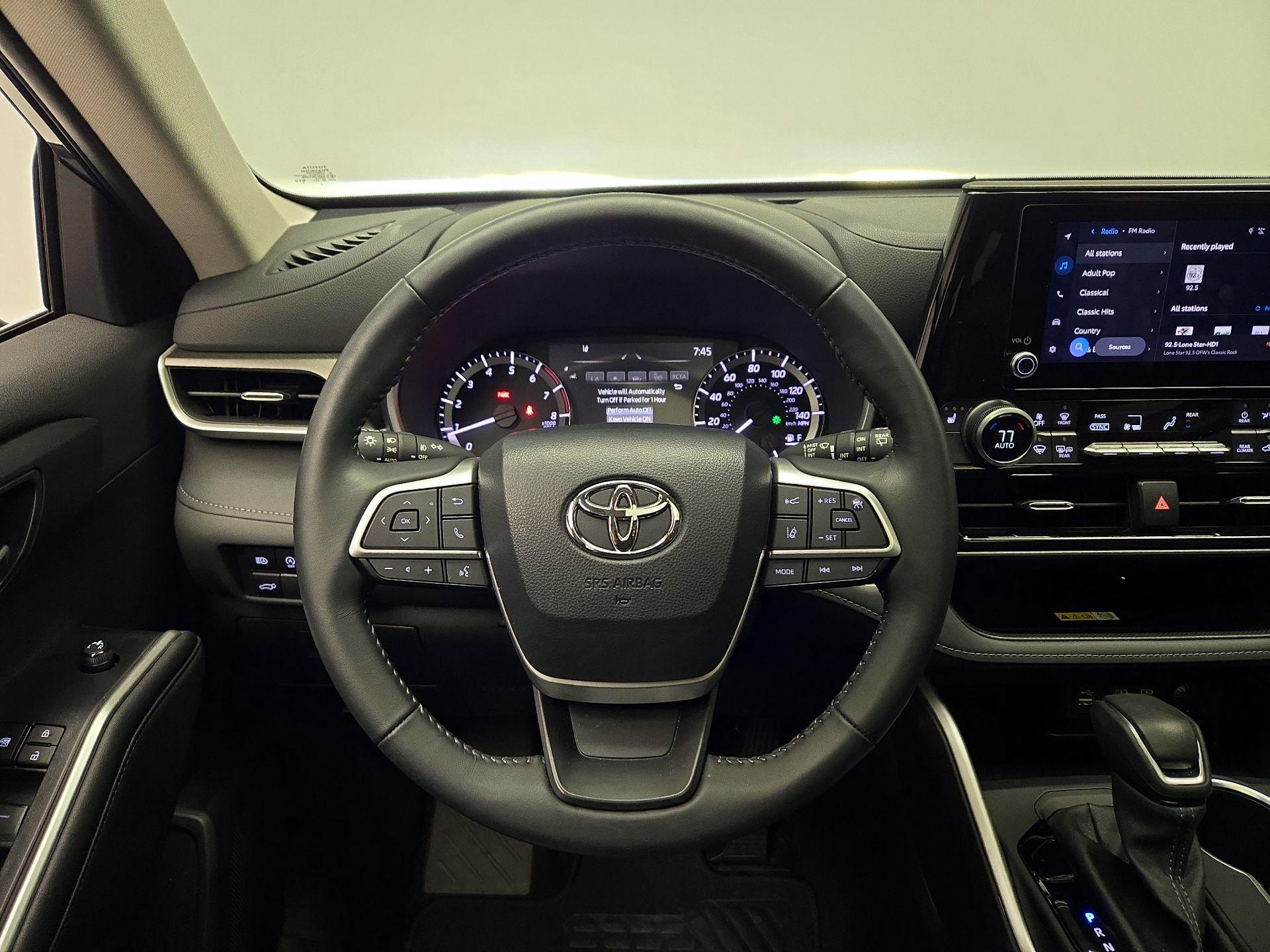 Thumbnail: 2024 Toyota Highlander - 10