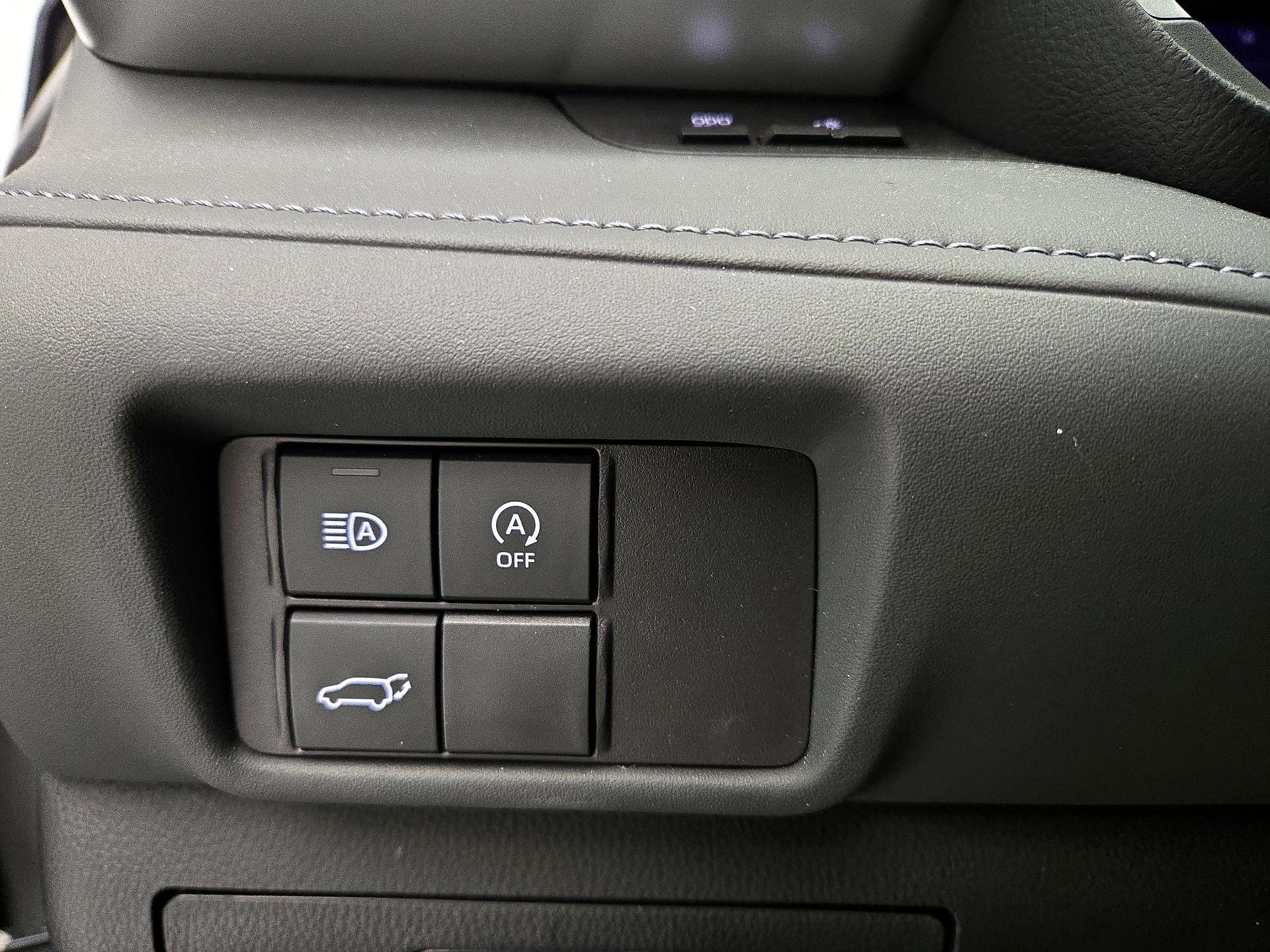 Thumbnail: 2024 Toyota Highlander - 13