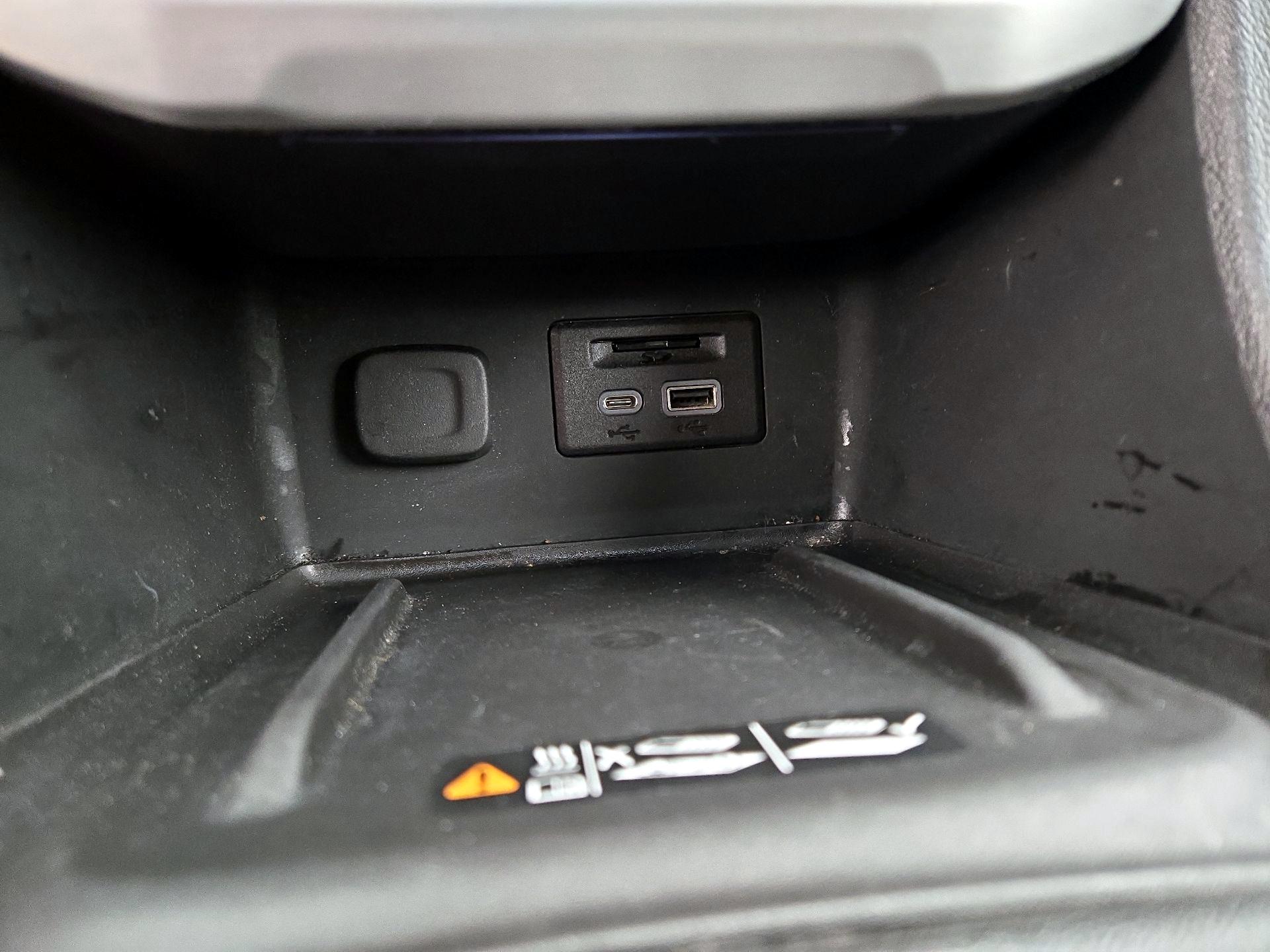 Thumbnail: 2023 GMC Acadia - 19