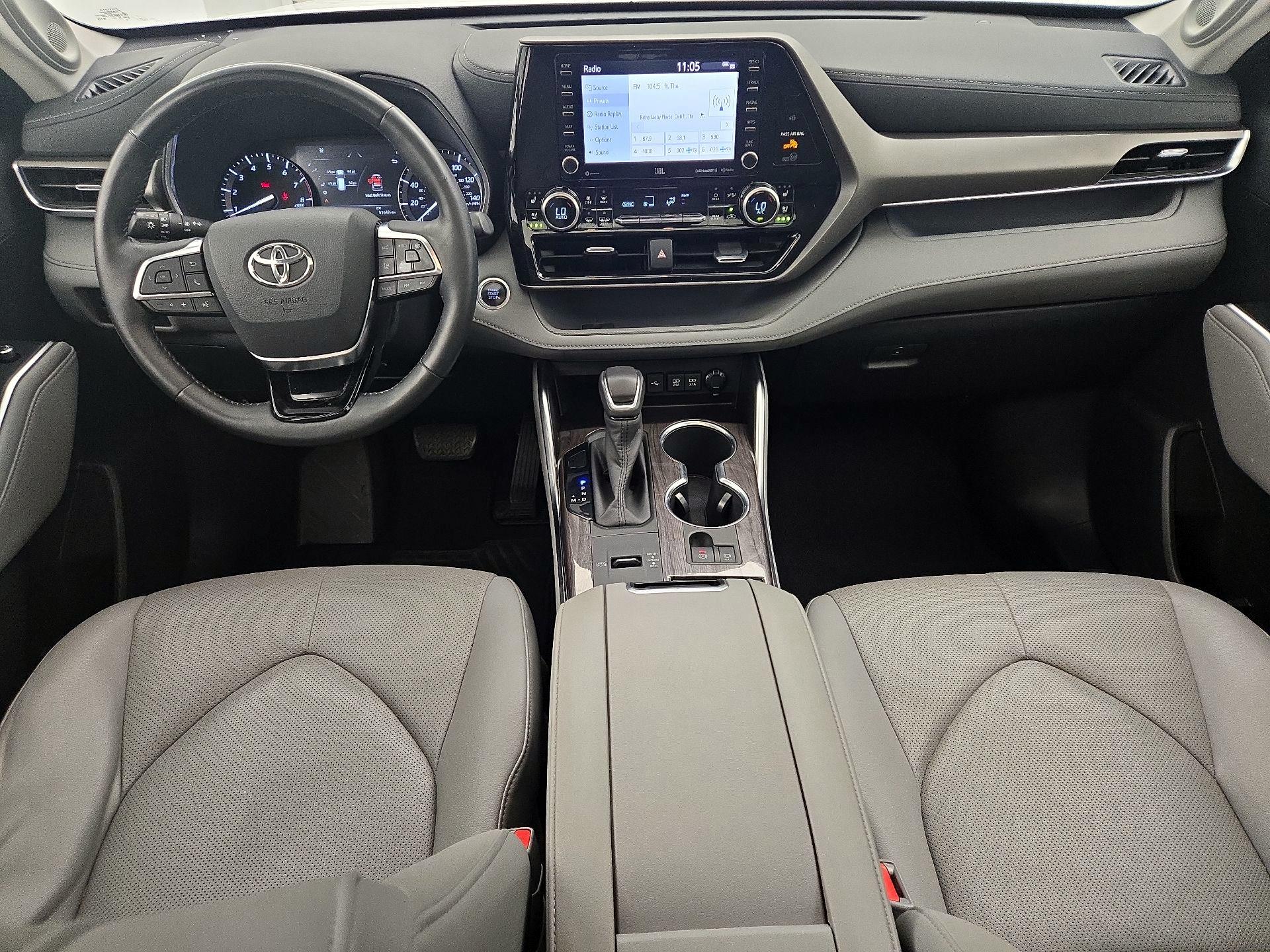 Thumbnail: 2020 Toyota Highlander - 9