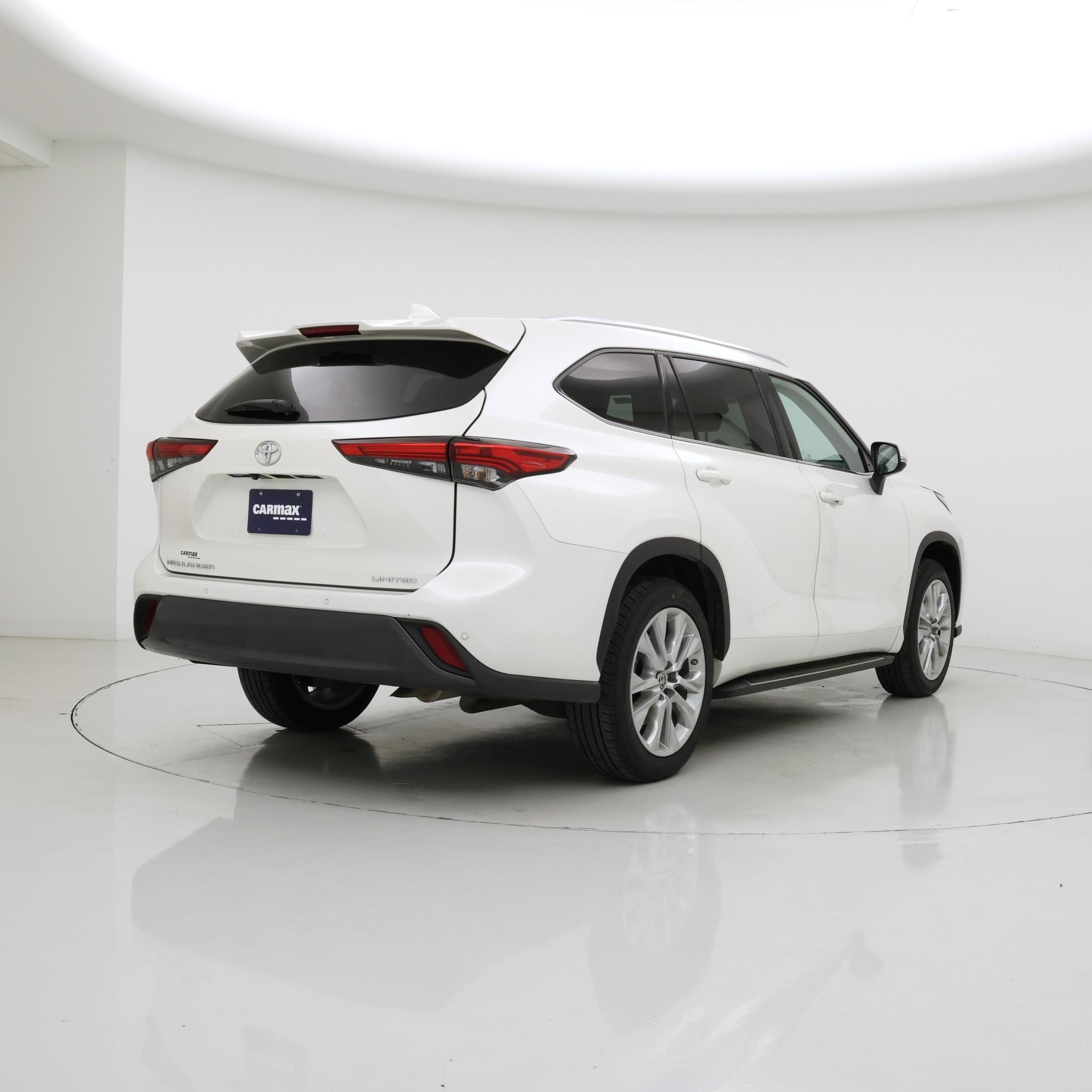 Thumbnail: 2020 Toyota Highlander - 8