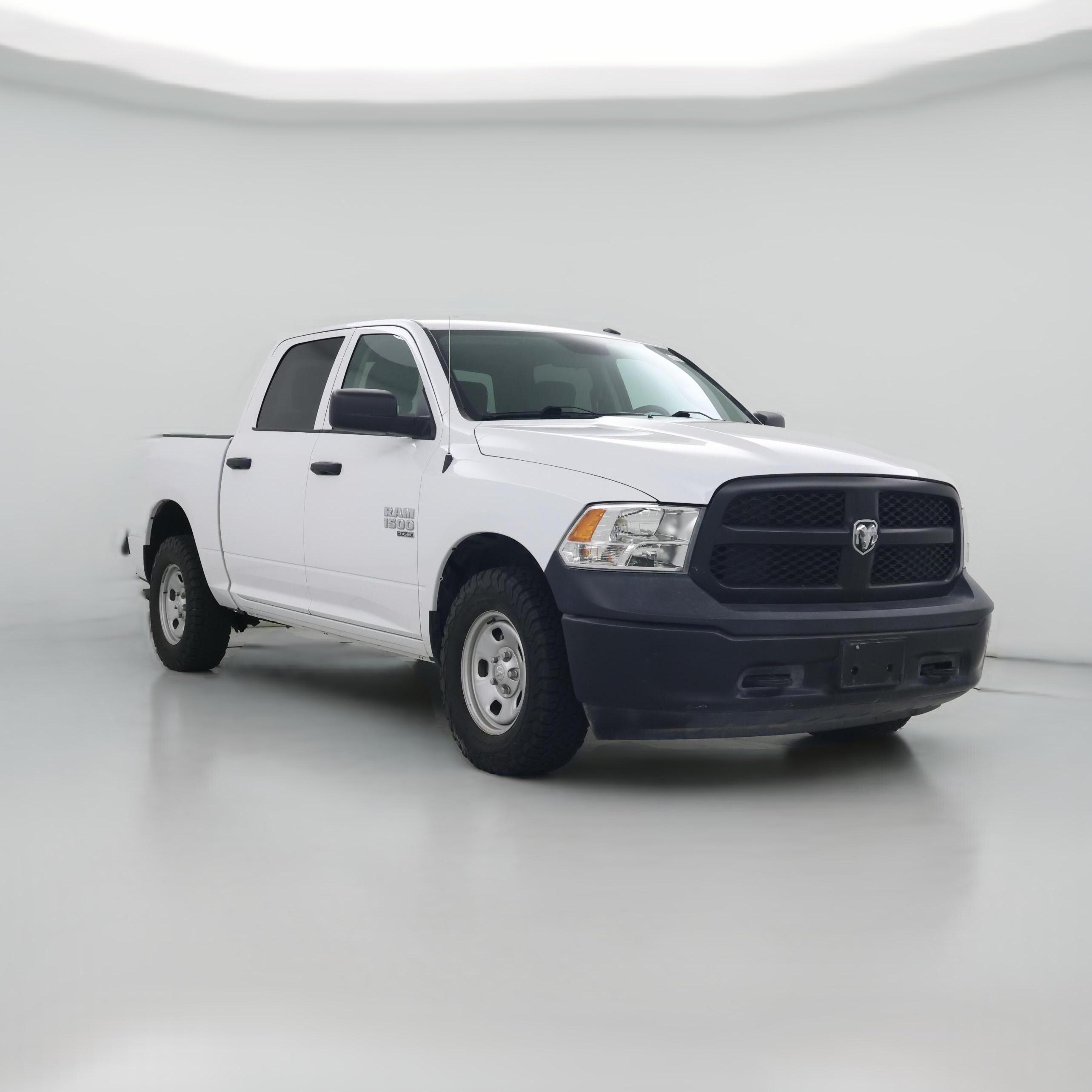 Thumbnail: 2020 RAM 1500 Classic - 1