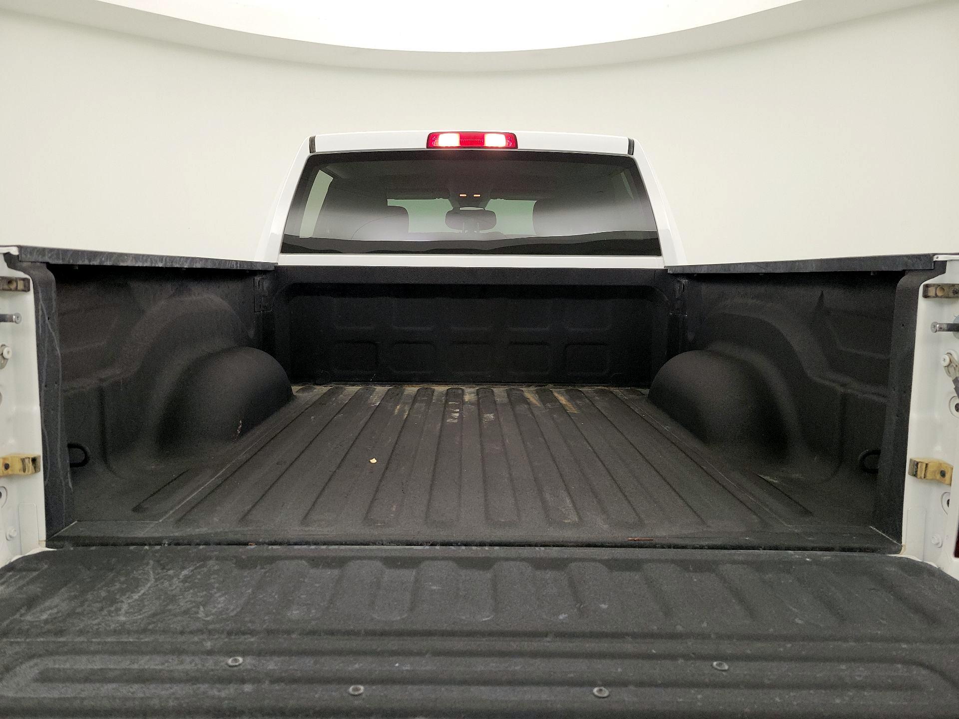 Thumbnail: 2020 RAM 1500 Classic - 20