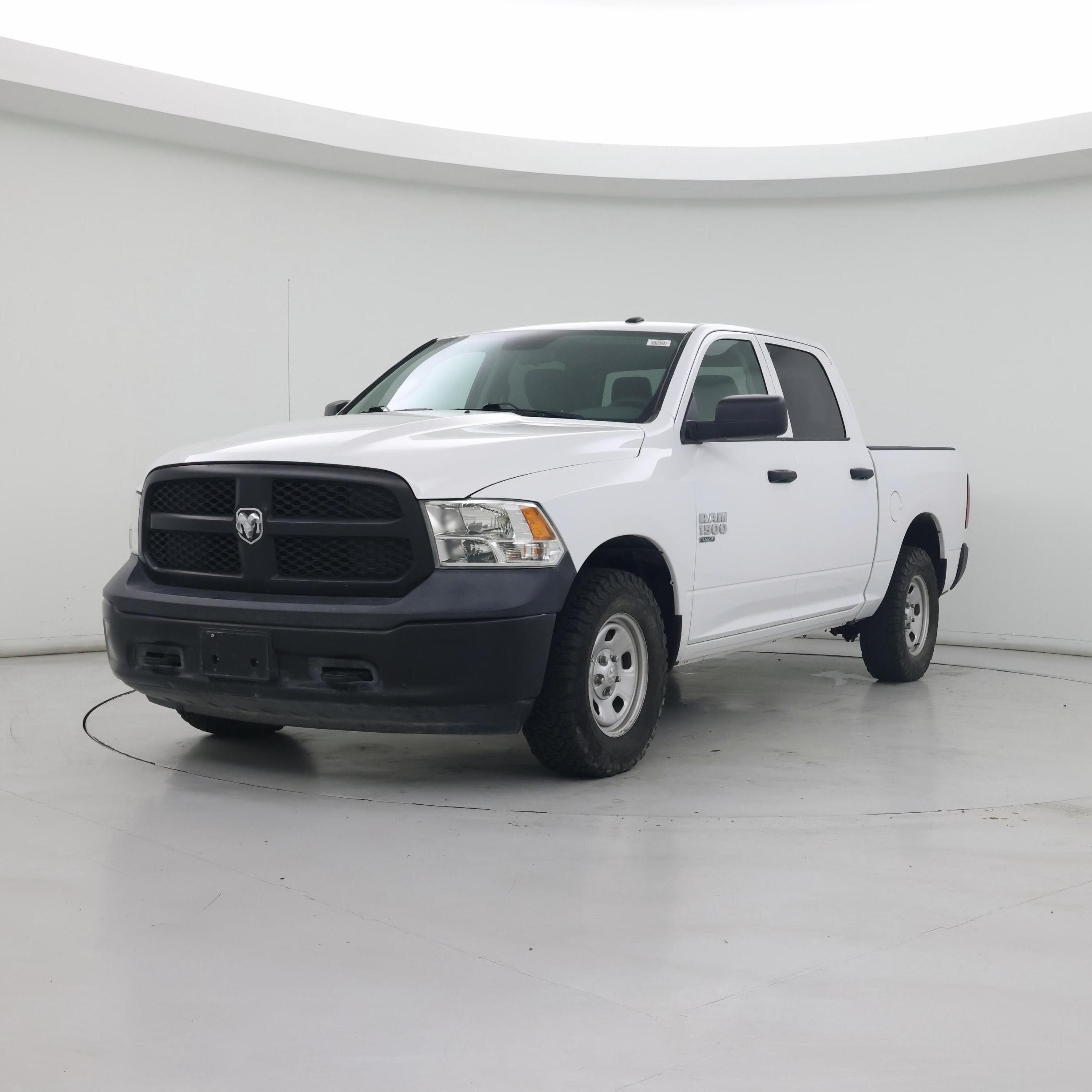 Thumbnail: 2020 RAM 1500 Classic - 4