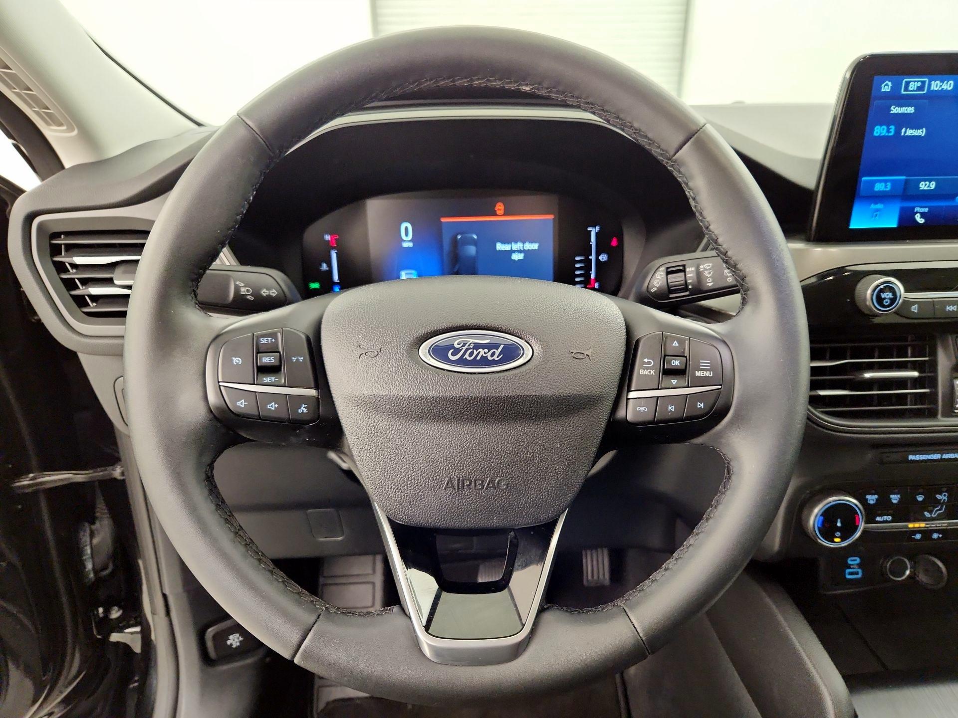 Thumbnail: 2023 Ford Escape - 10