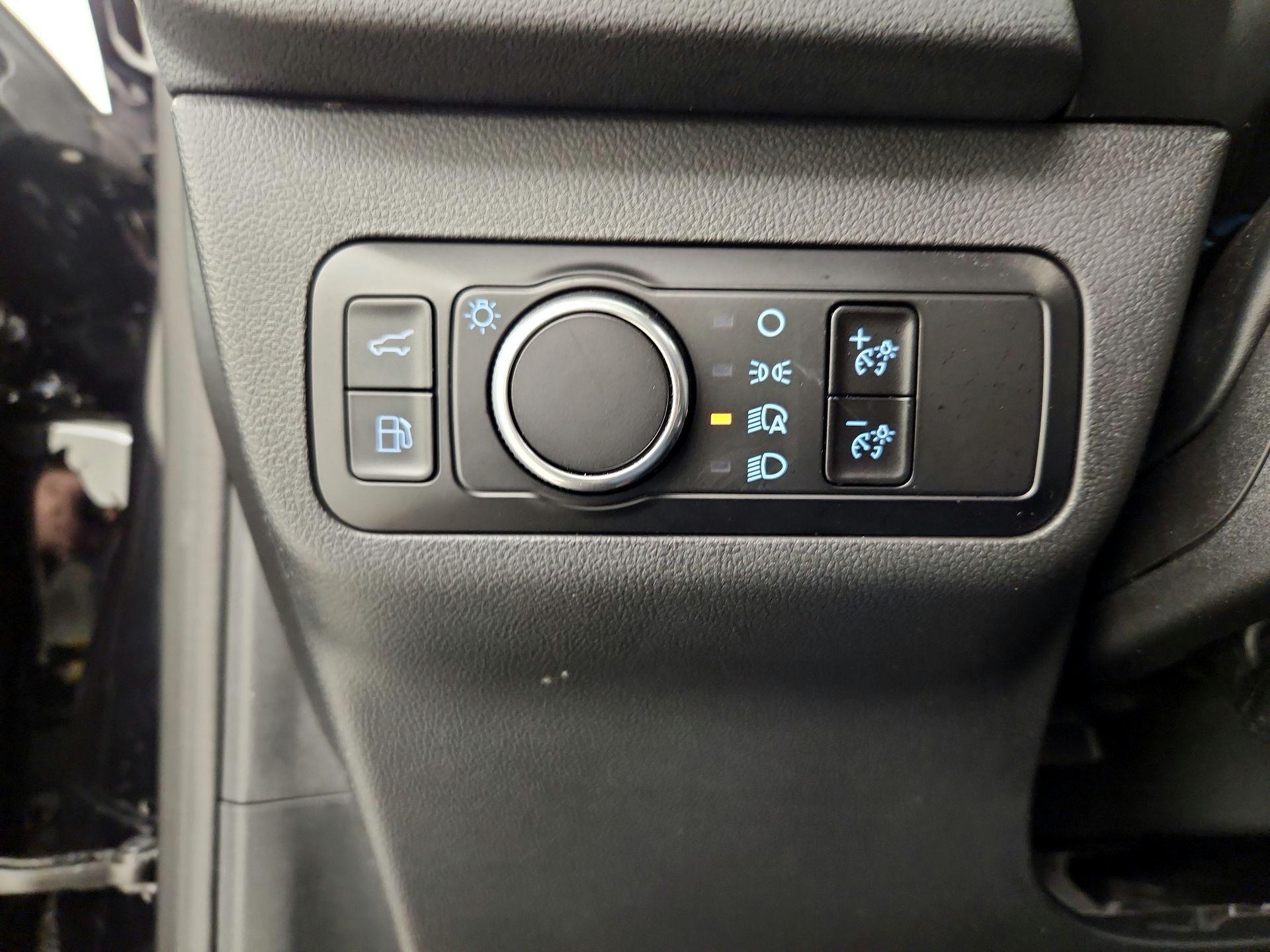 Thumbnail: 2023 Ford Escape - 13