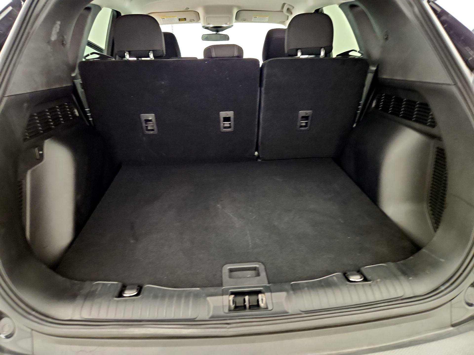 Thumbnail: 2023 Ford Escape - 20