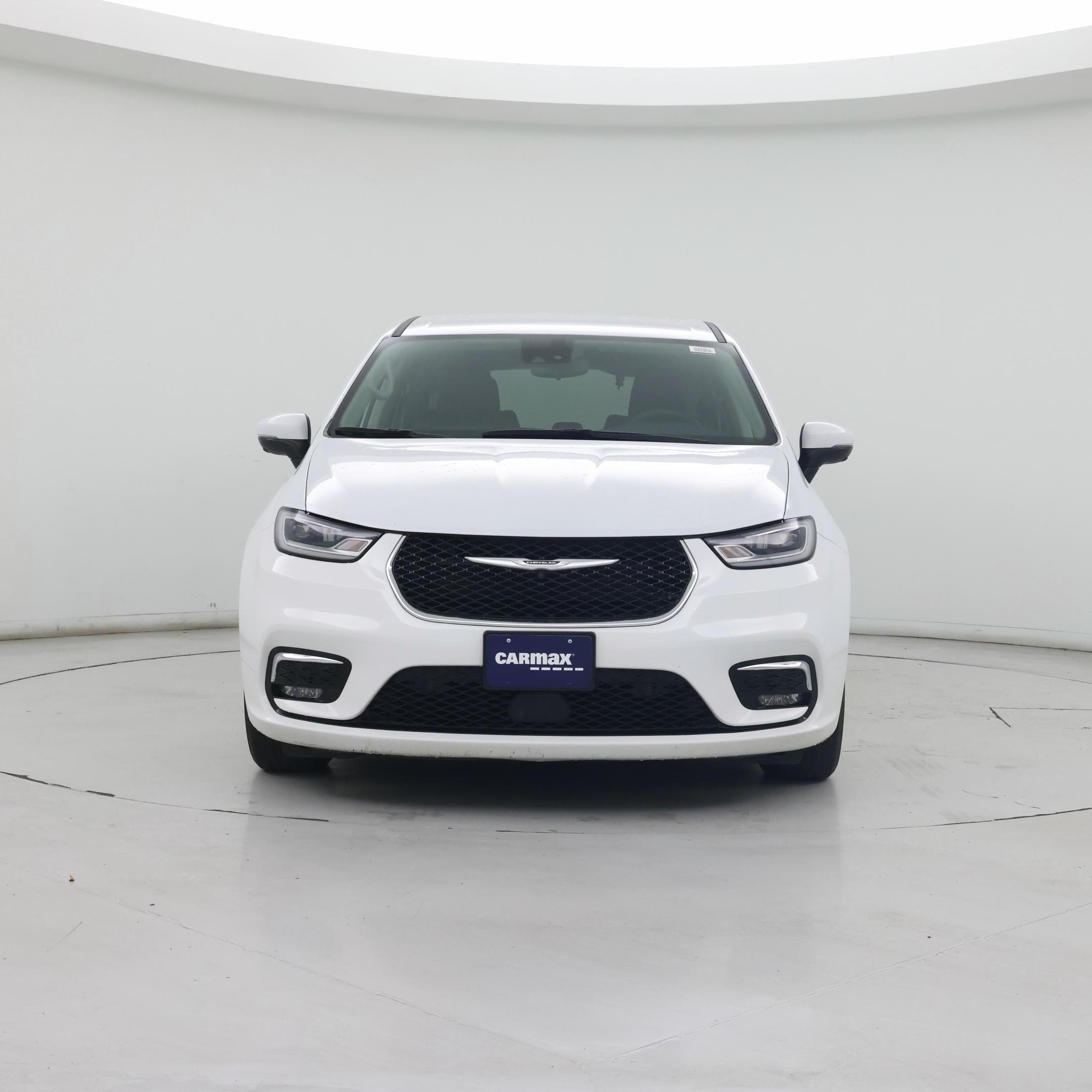 Thumbnail: 2023 Chrysler Pacifica - 5