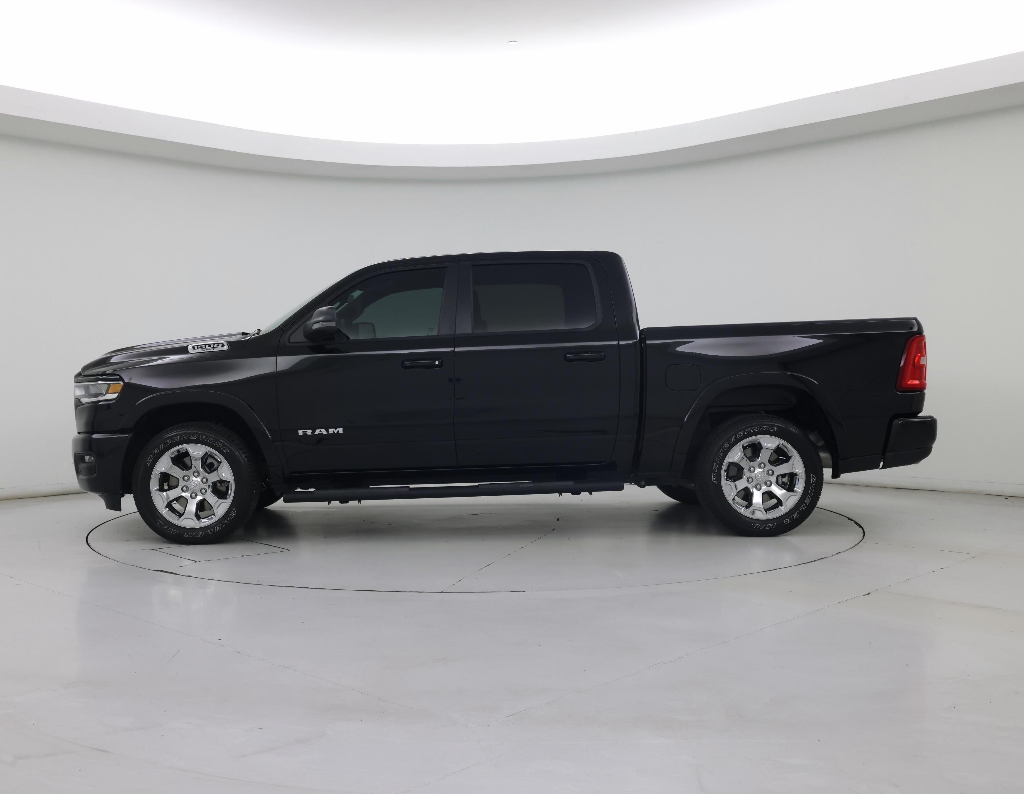 Thumbnail: 2025 RAM 1500 - 3