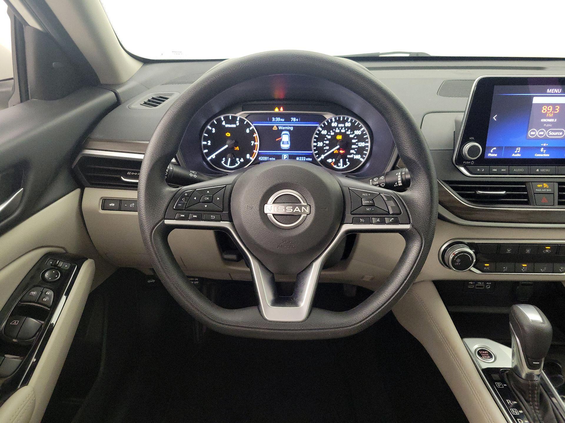Thumbnail: 2023 Nissan Altima - 10